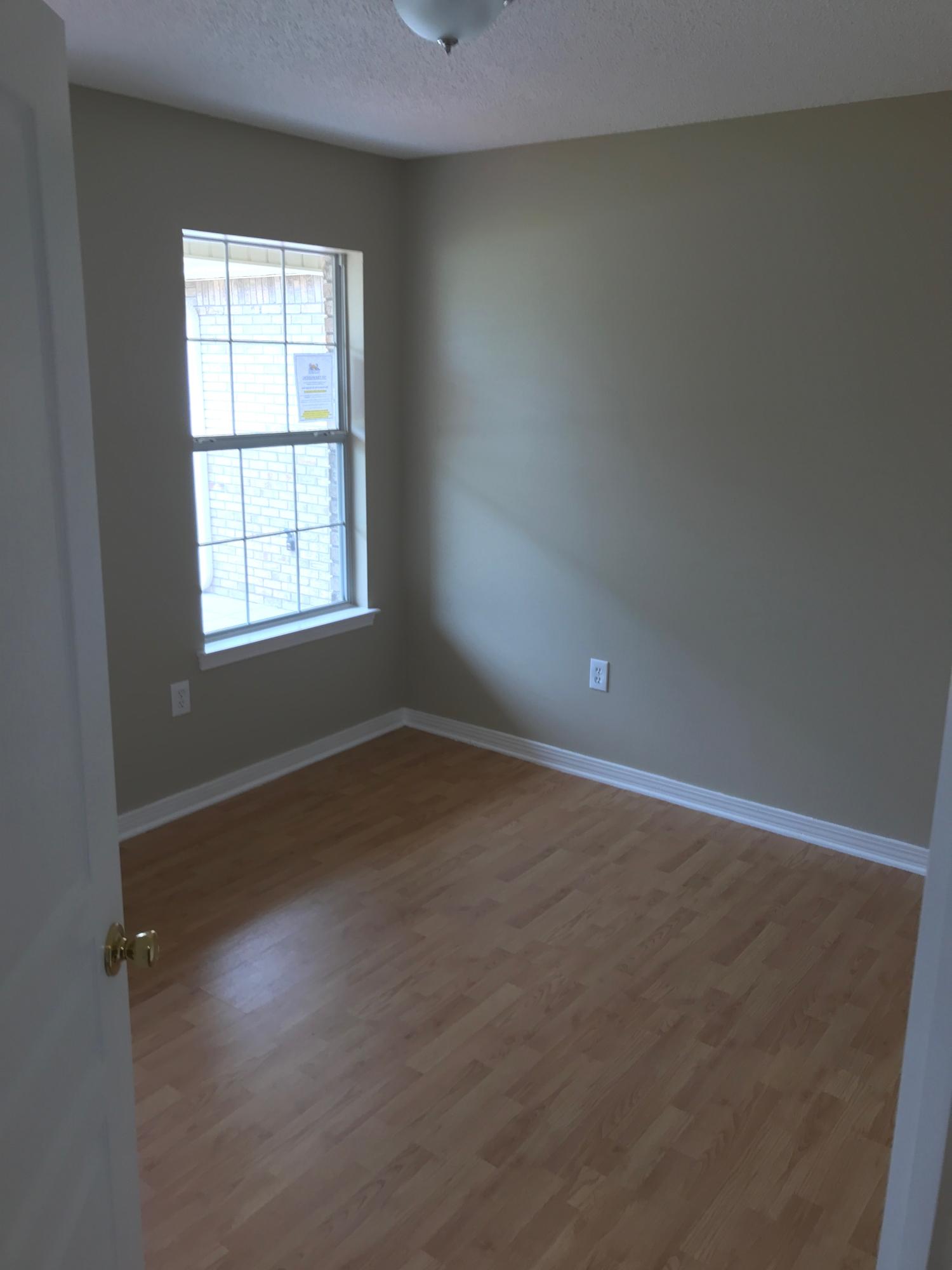 Tew Ave - Residential