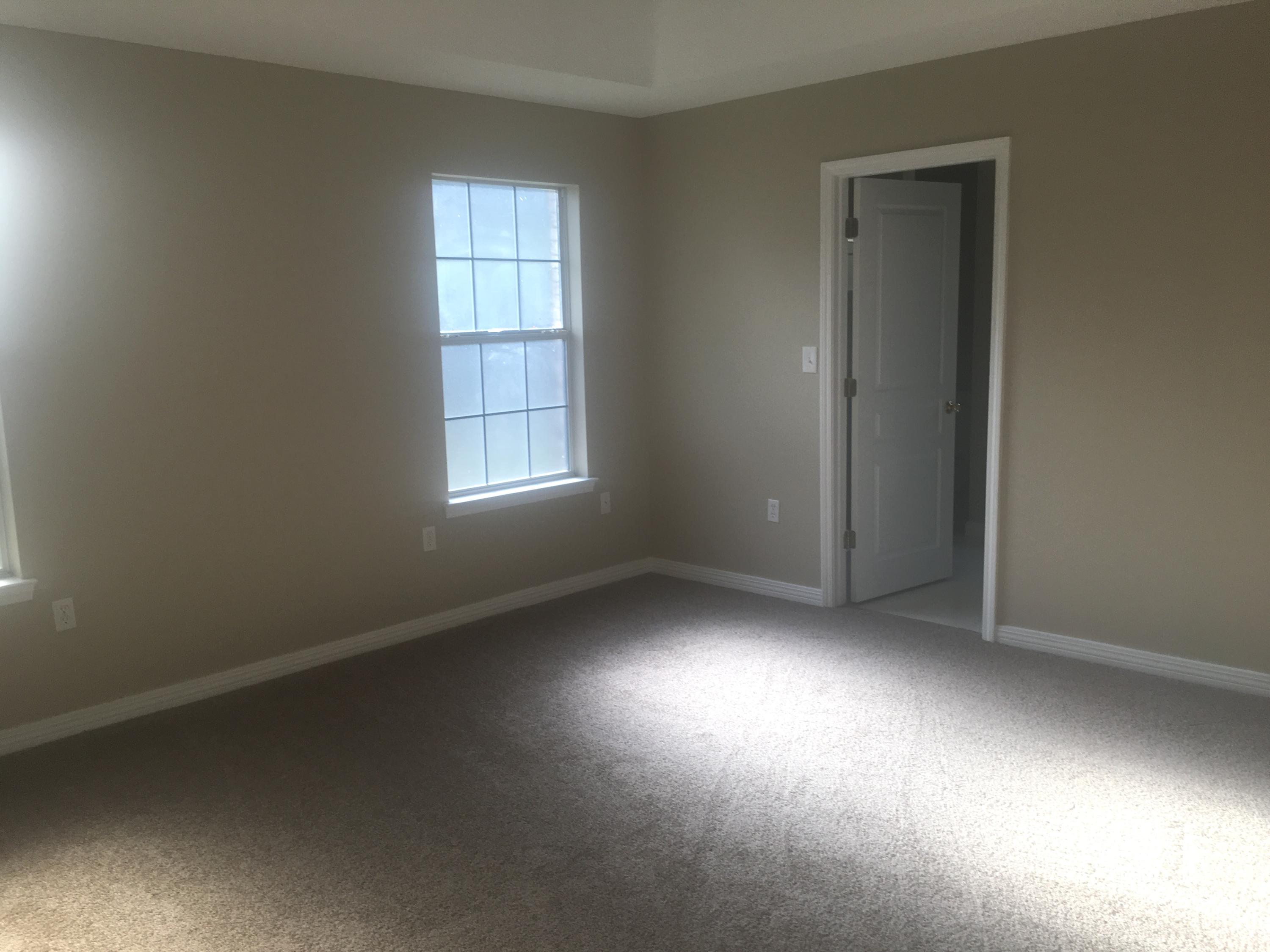 Tew Ave - Residential