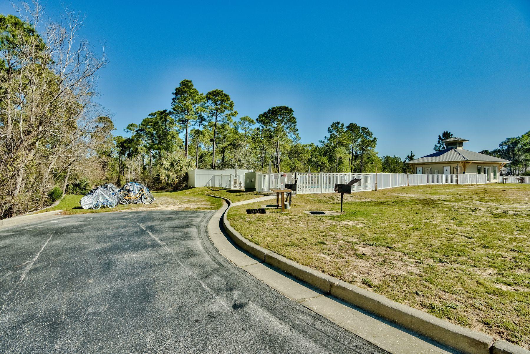 SEAGROVE HIGHLANDS - Residential