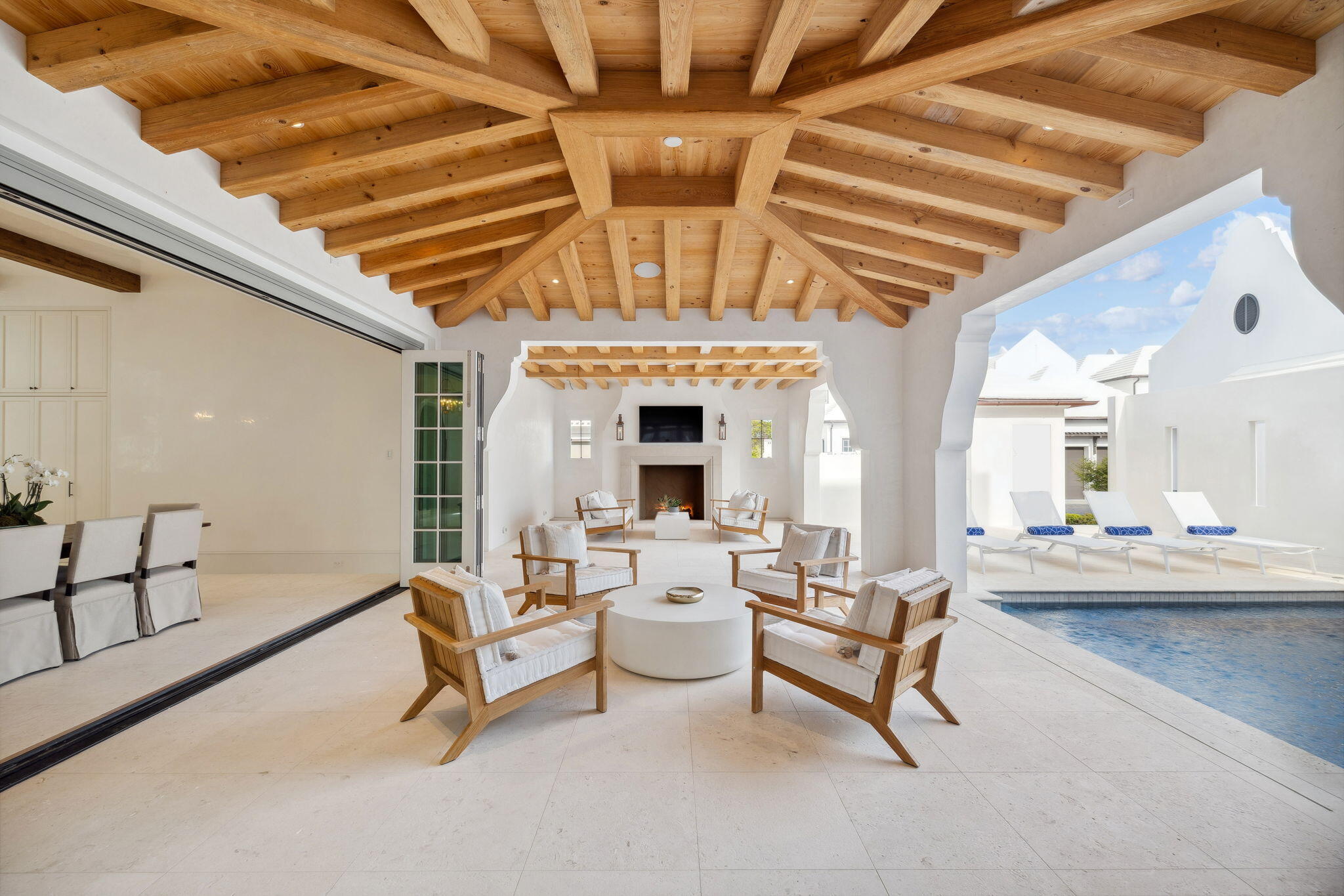 ALYS BEACH - Residential