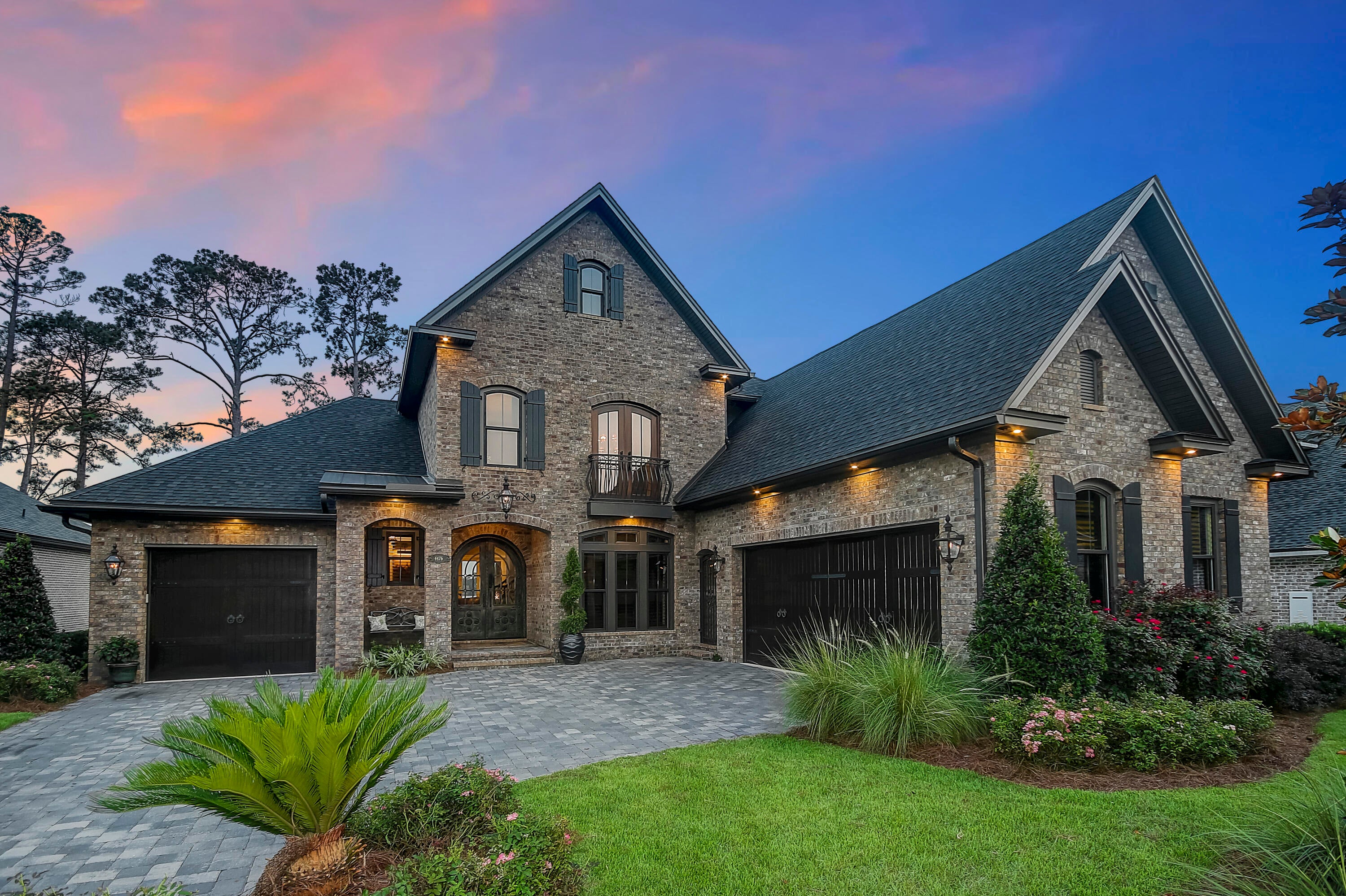 WATER'S EDGE - Residential