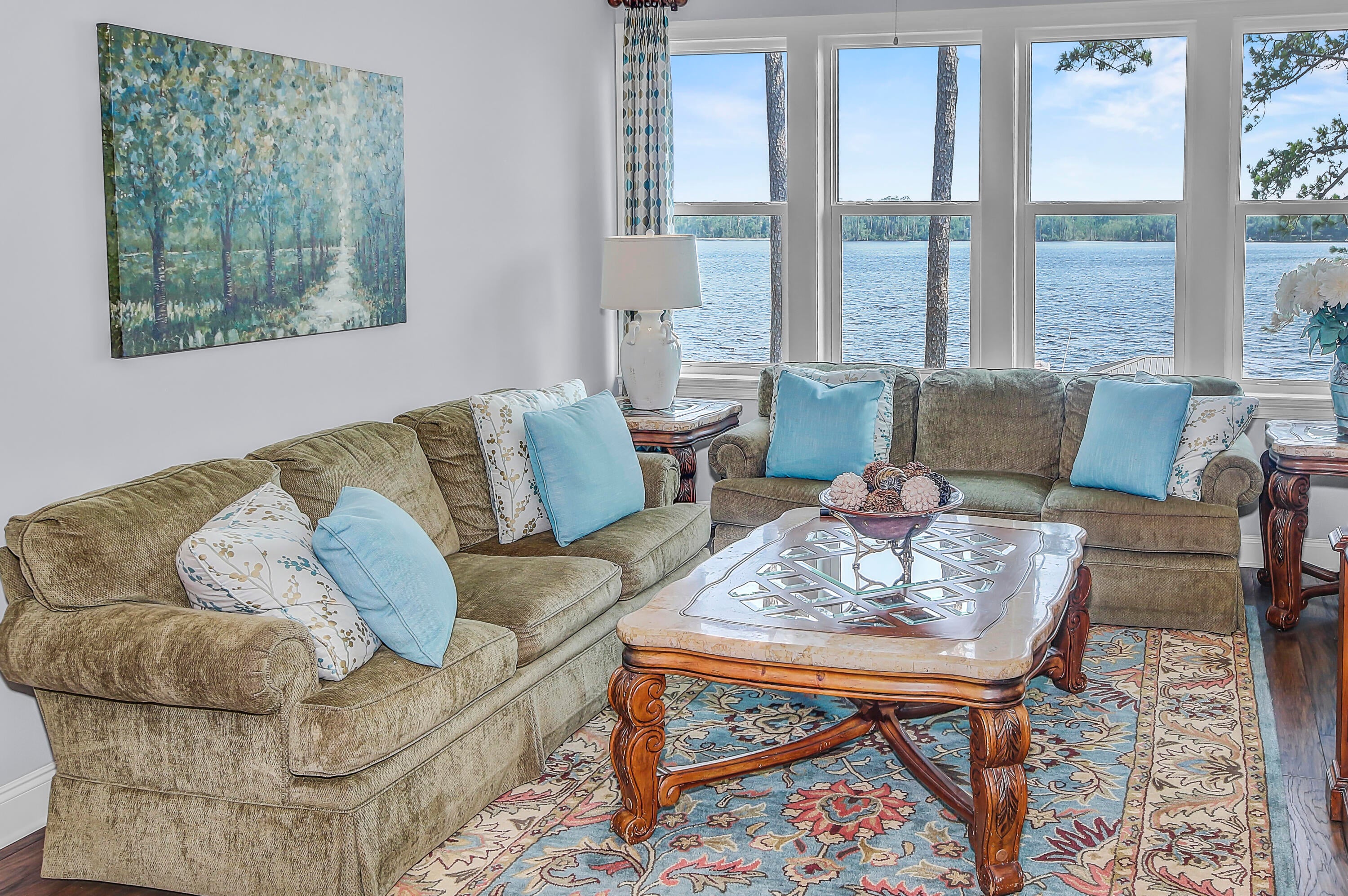 WATER'S EDGE - Residential