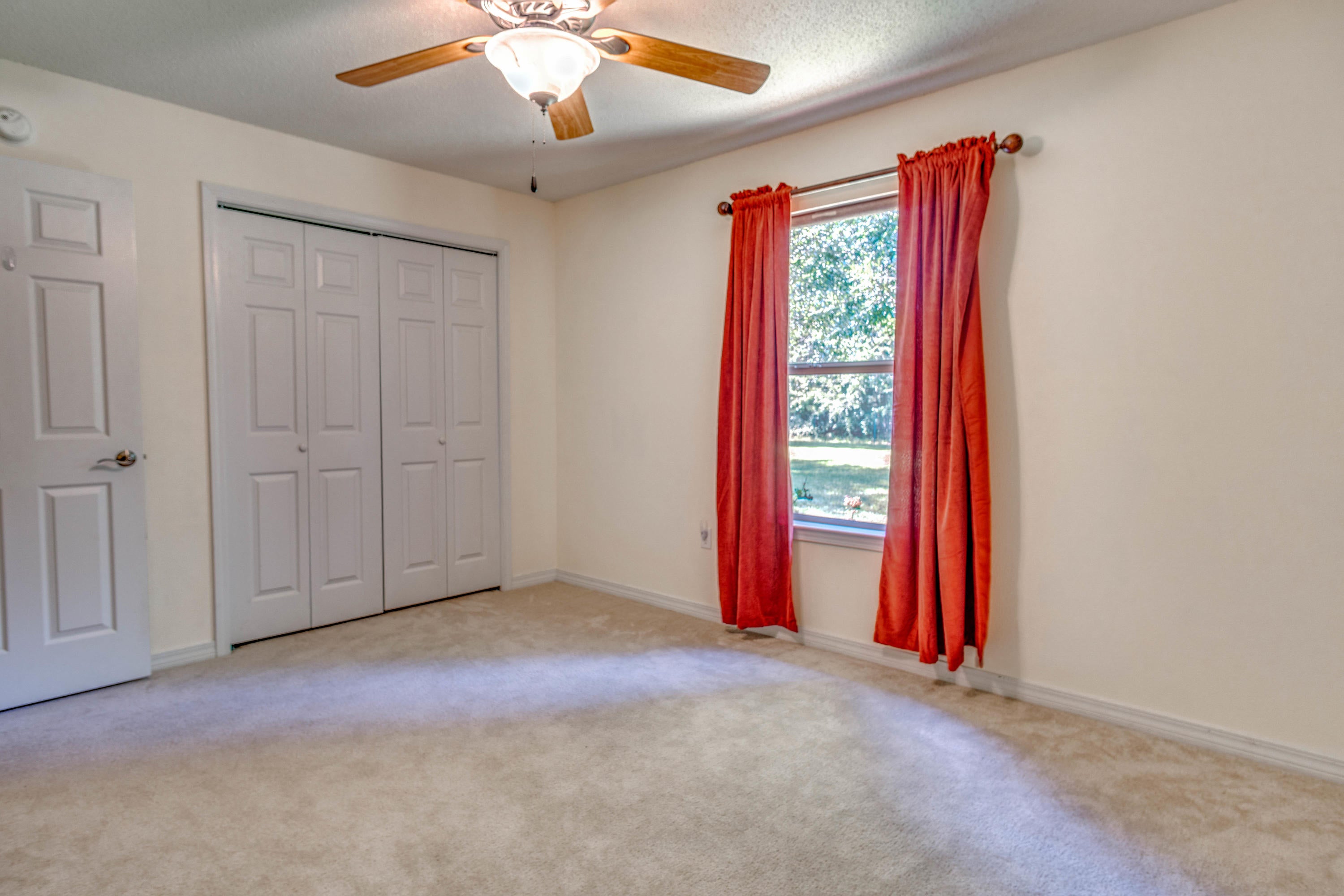 COUNTRYWOOD EST - Residential