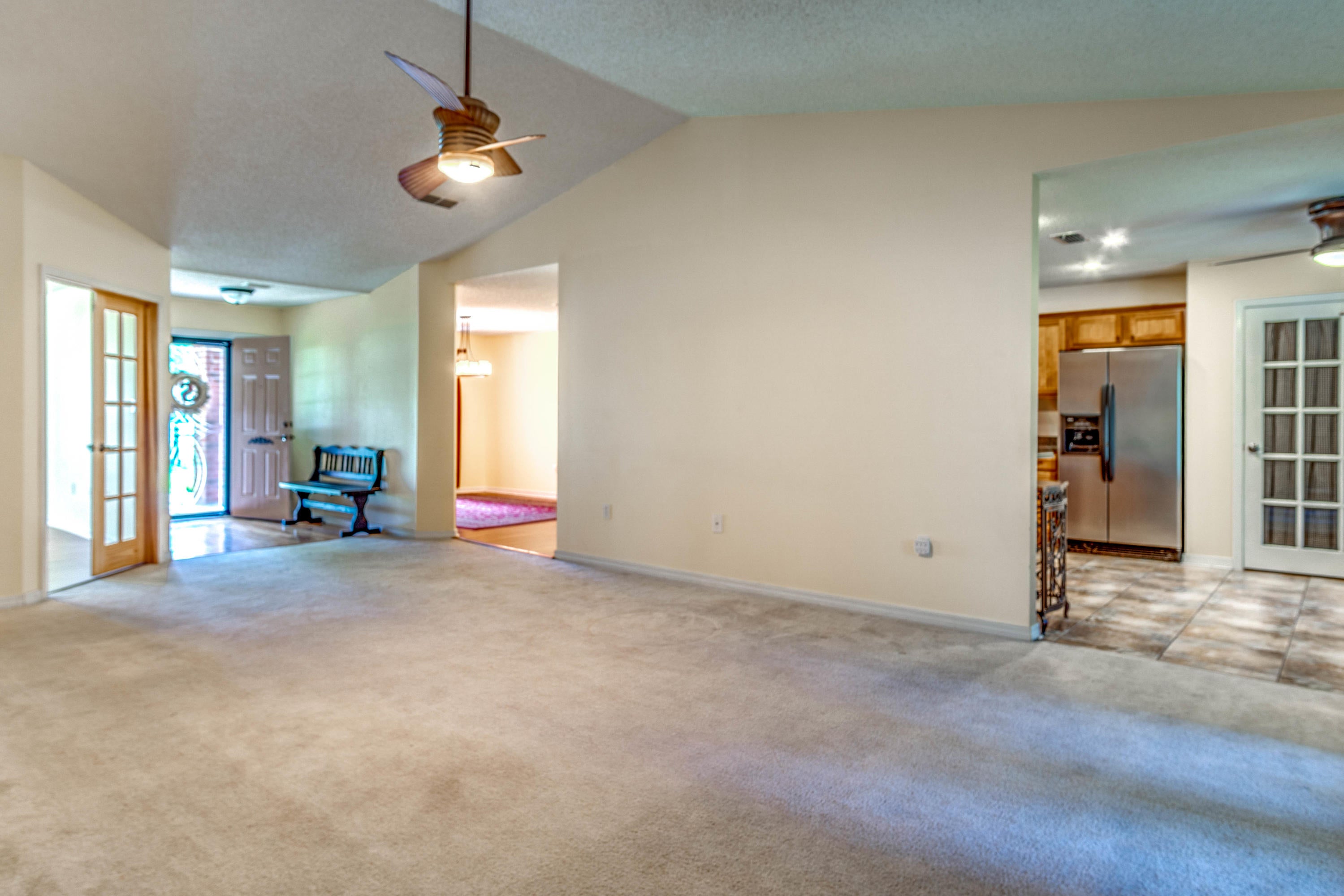 COUNTRYWOOD EST - Residential