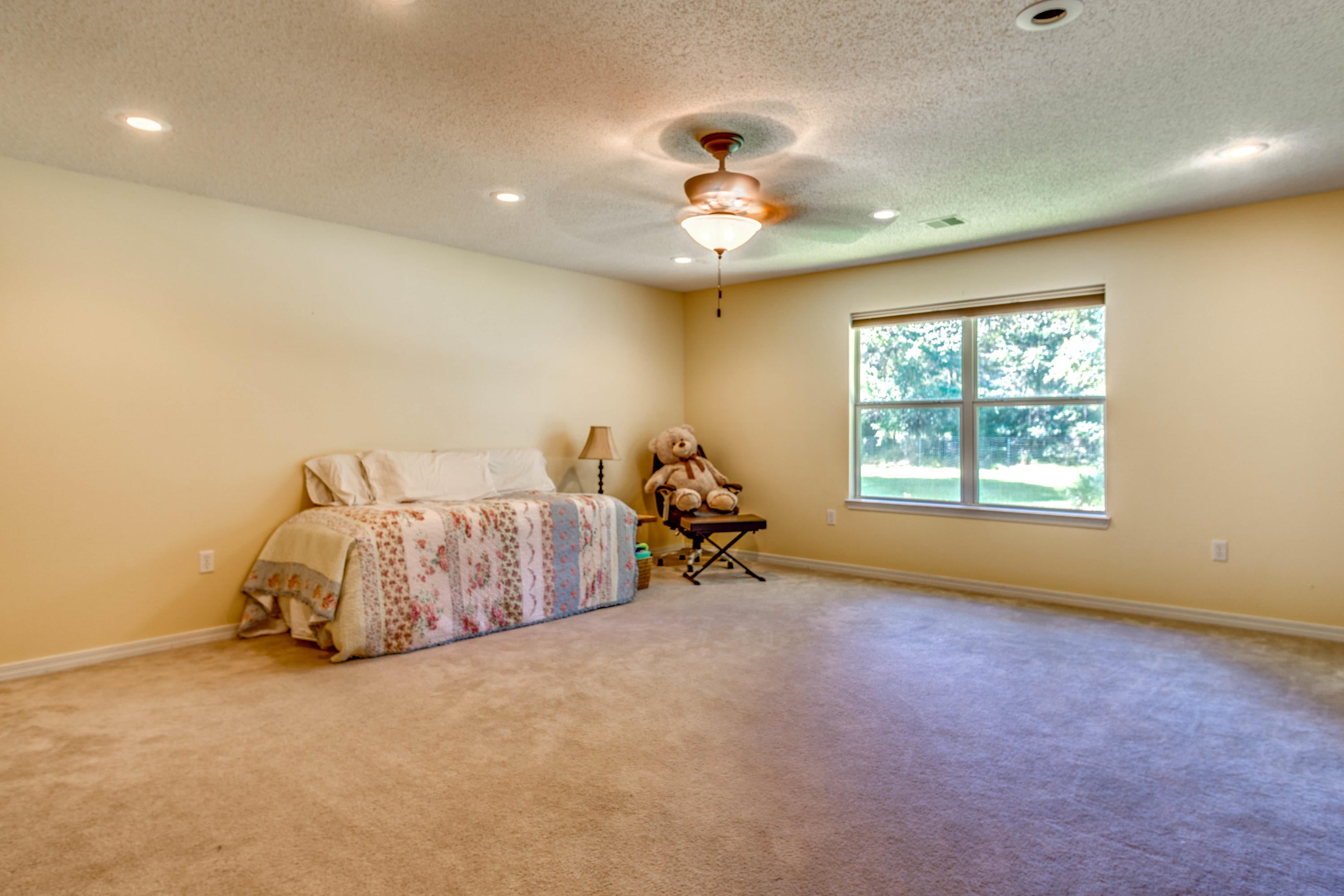 COUNTRYWOOD EST - Residential