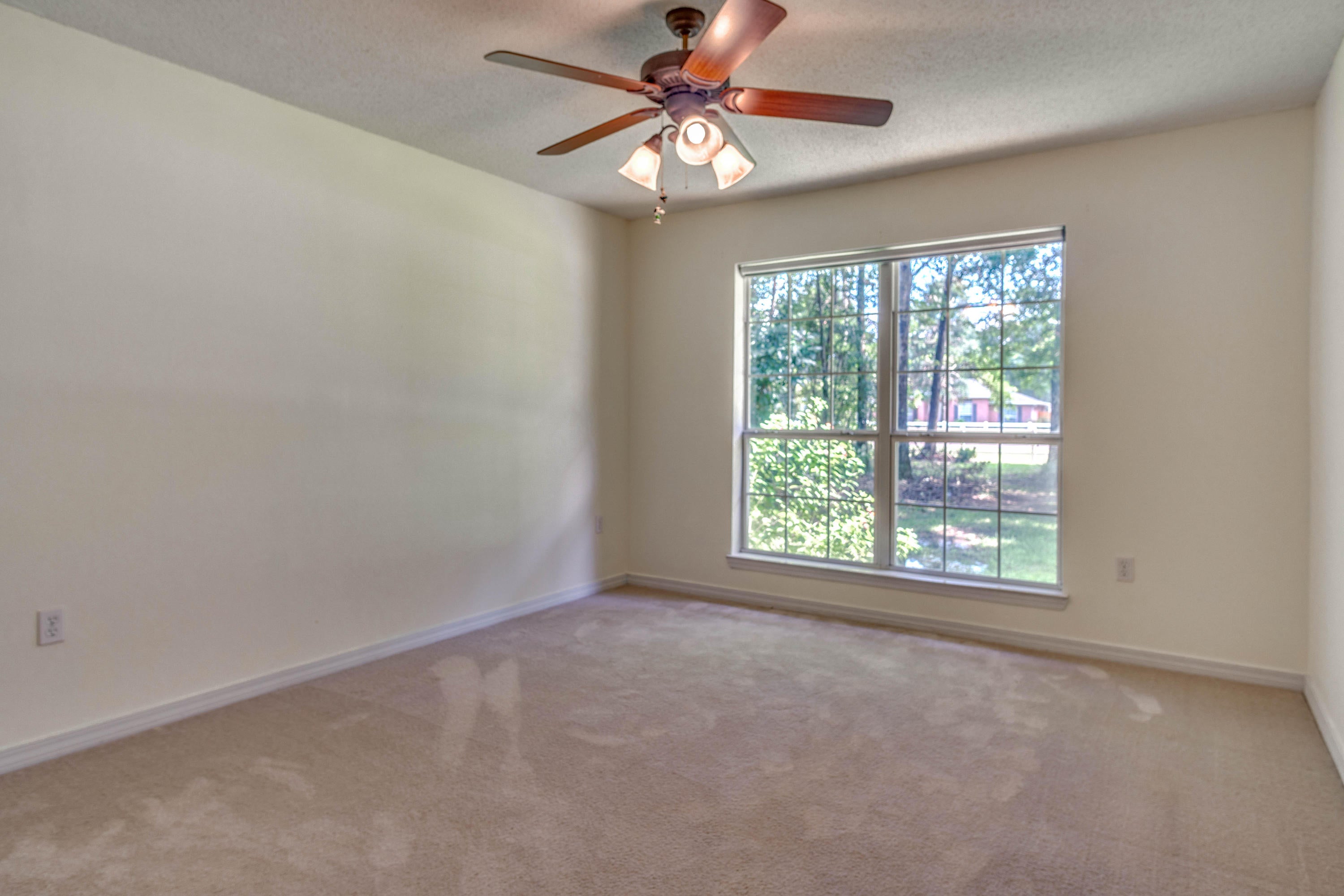 COUNTRYWOOD EST - Residential