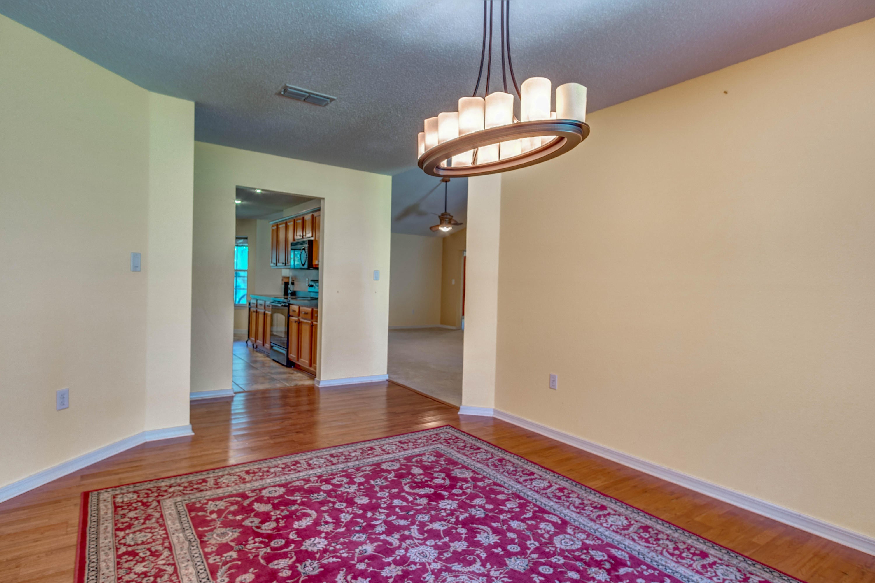 COUNTRYWOOD EST - Residential