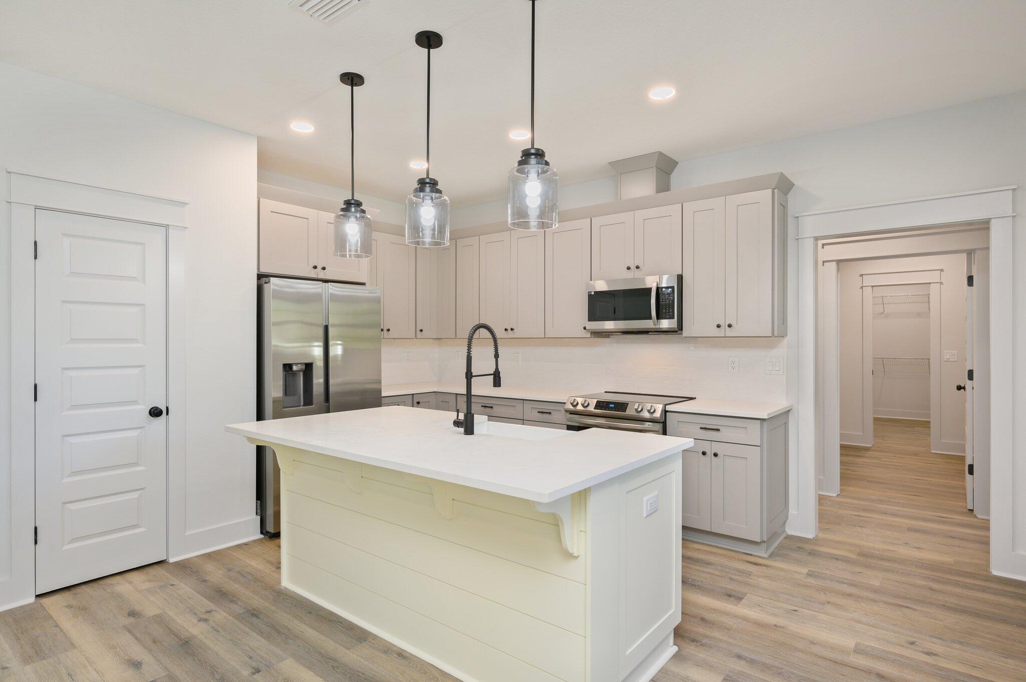 MOSSY OAKS - Residential