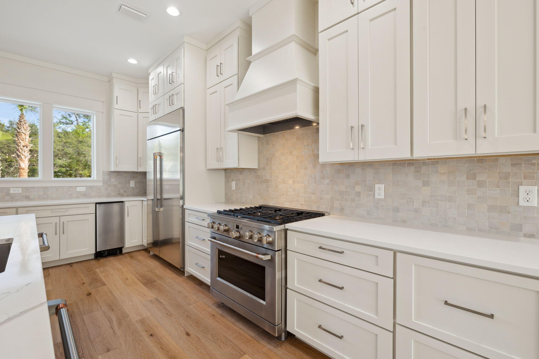 GULF SHORE MANOR - Residential