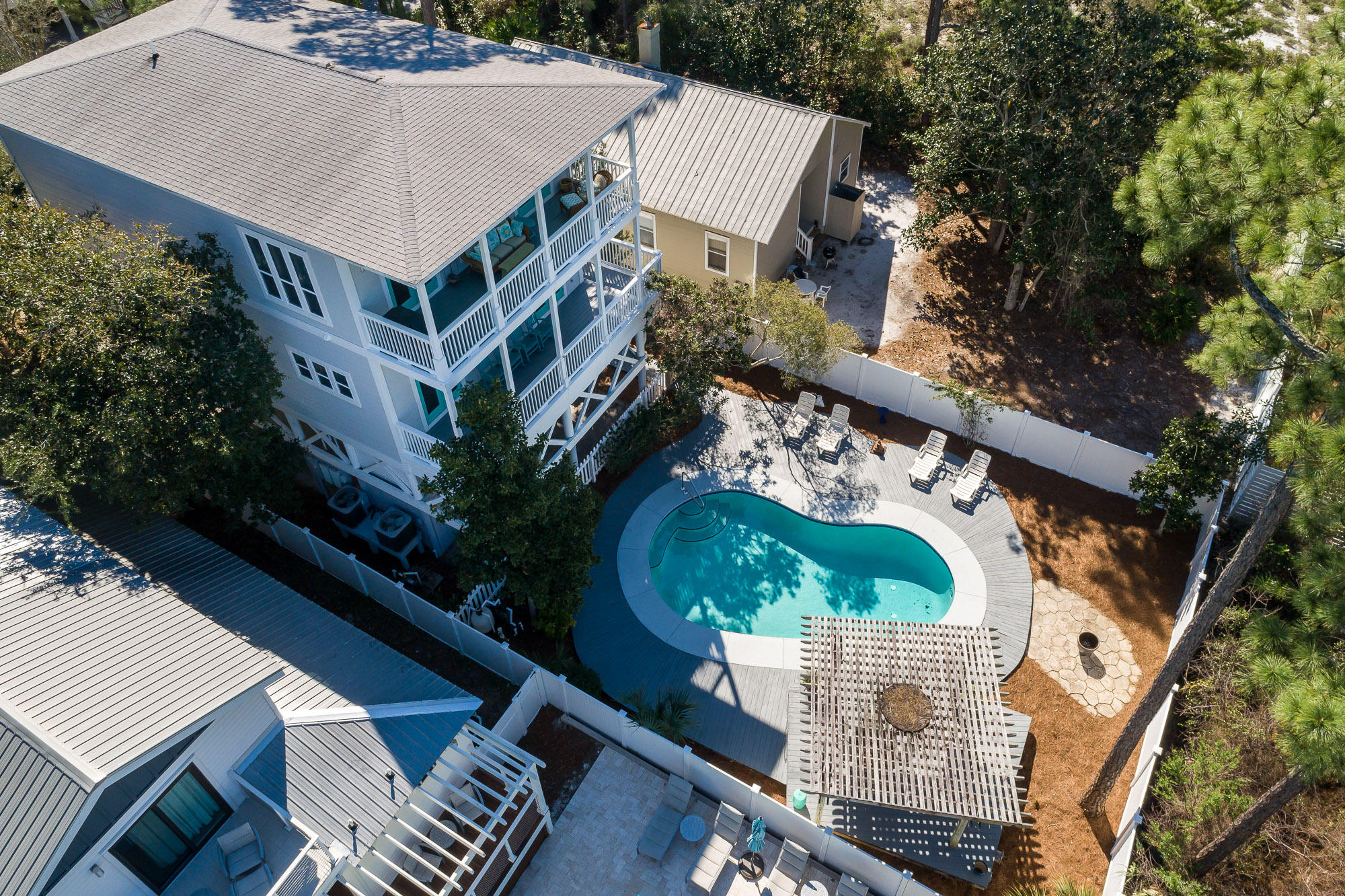 GRAYTON BEACH - Residential