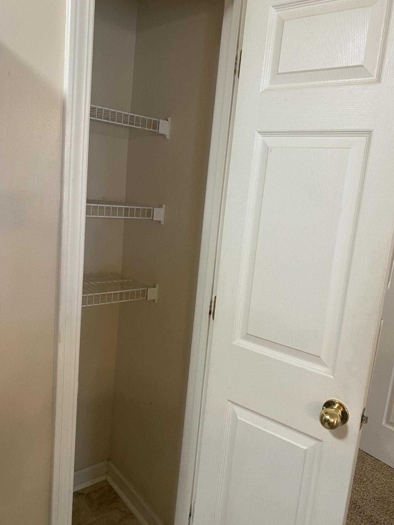 ROLLING PINES - Residential Lease