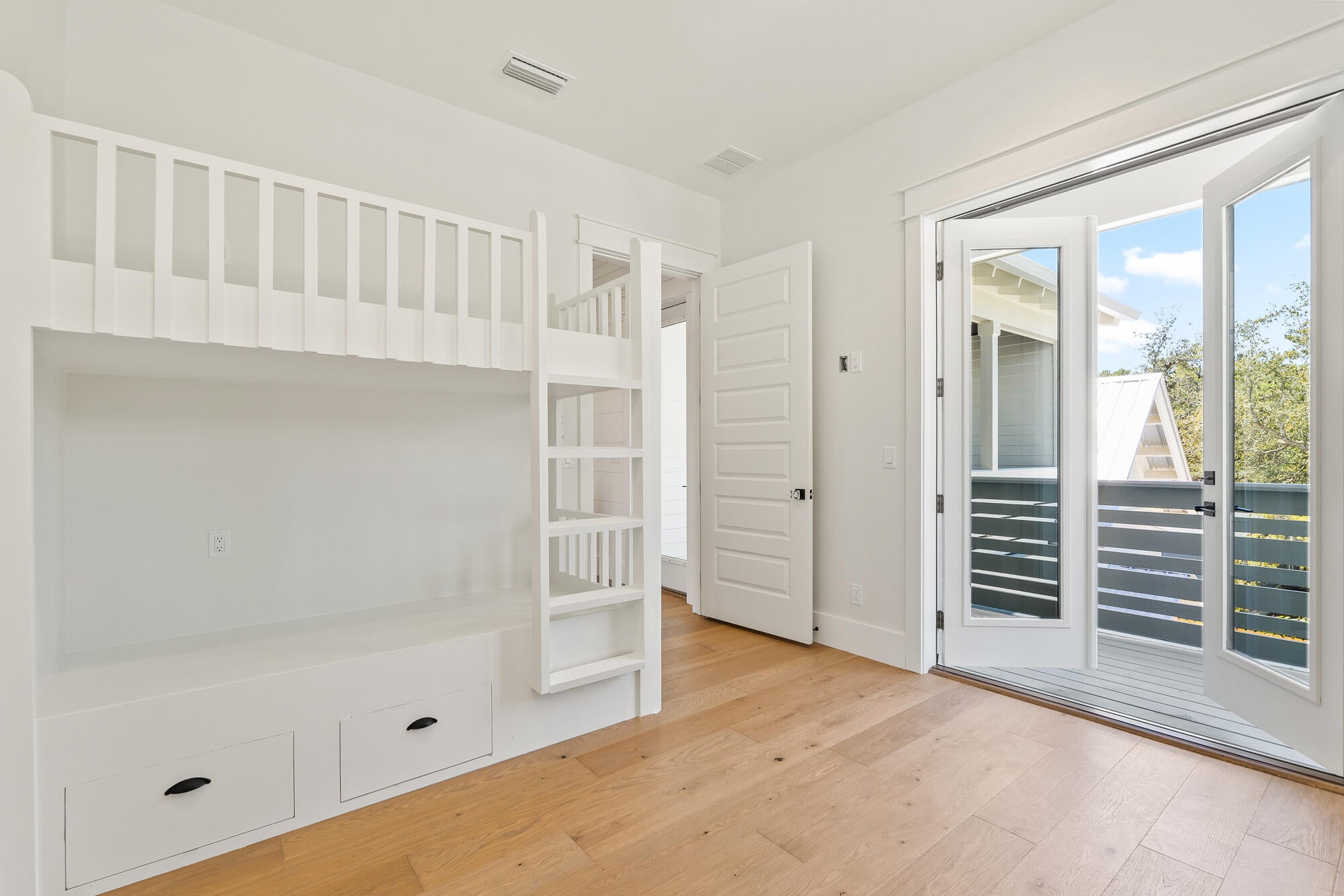 DALTON UNREC - Residential
