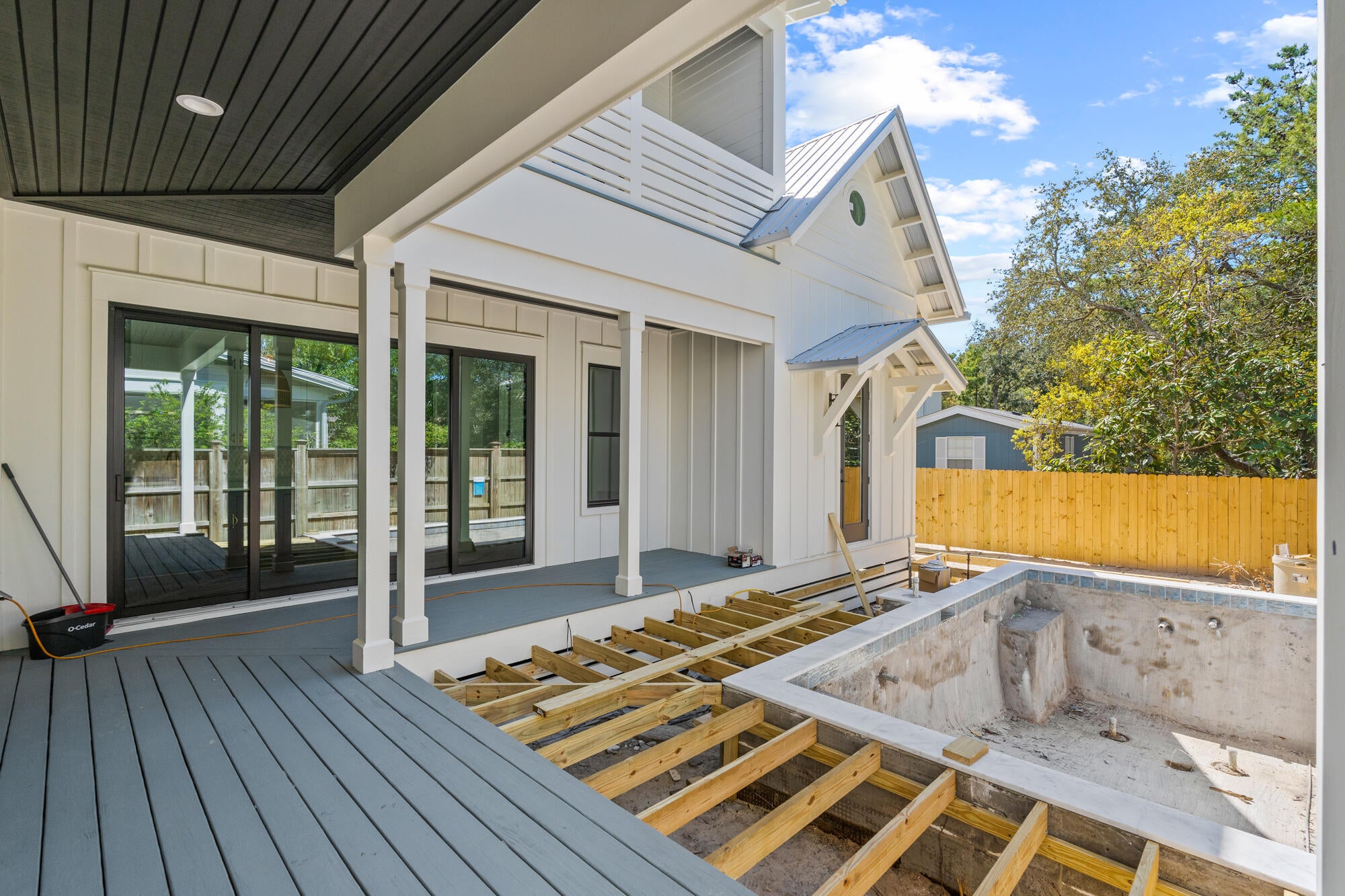 DALTON UNREC - Residential