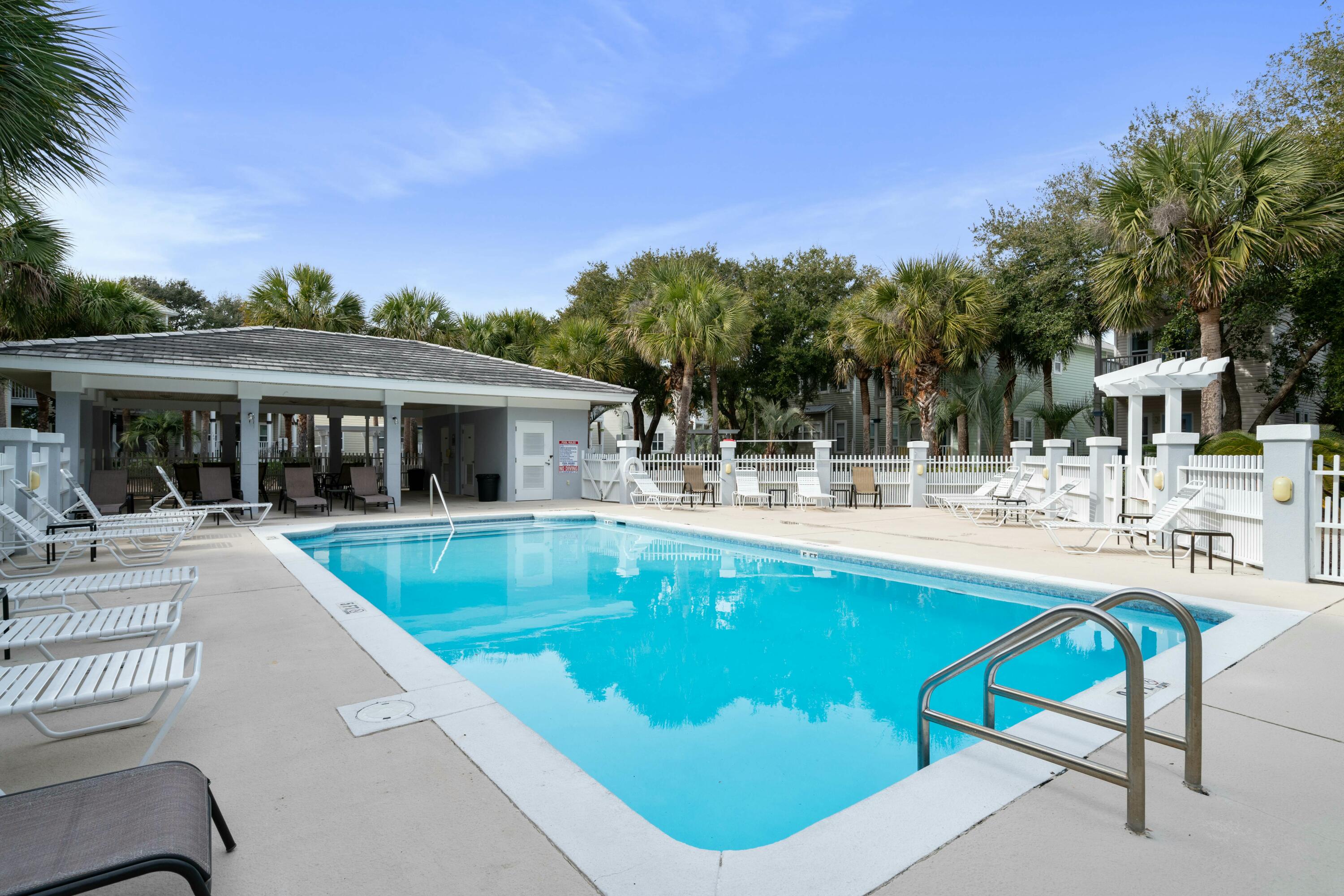 OLD FLORIDA COTTAGES - Residential