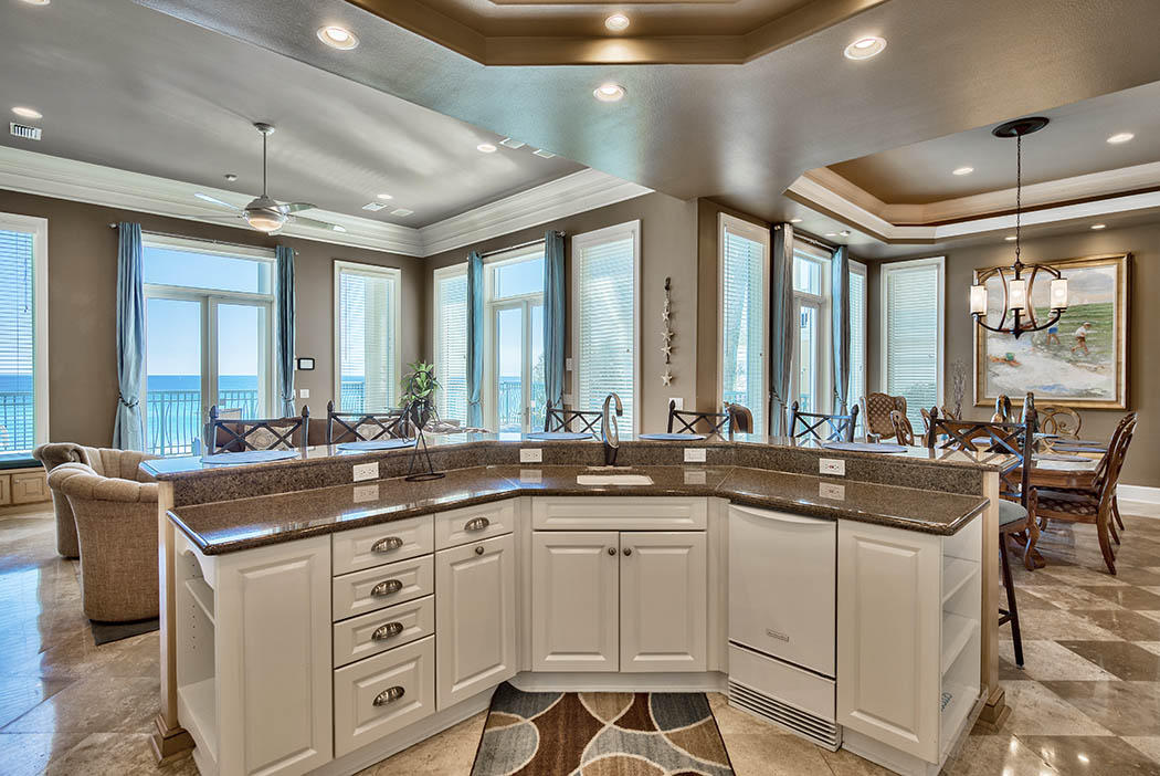 MIRAMAR BEACH - Residential