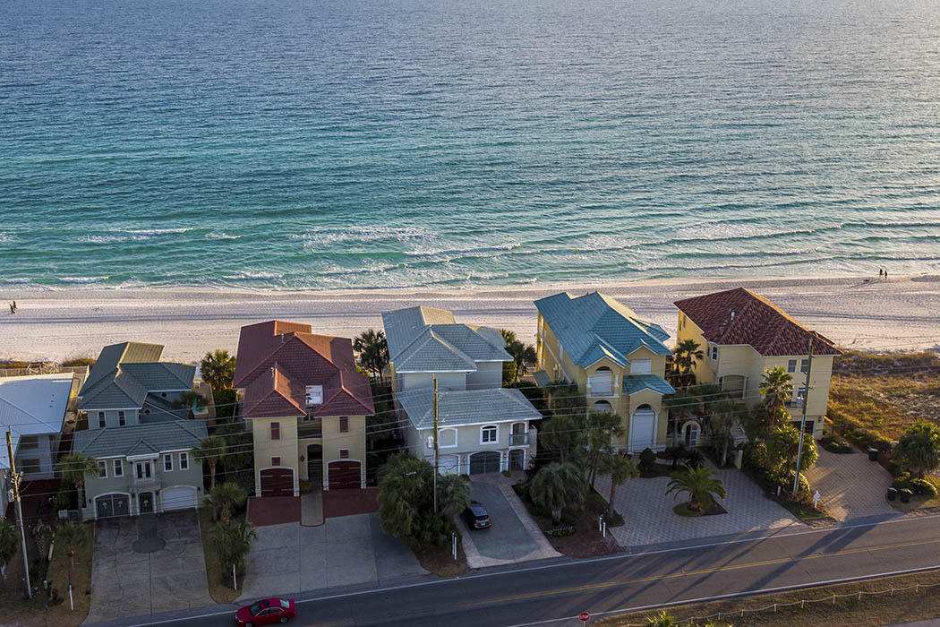 MIRAMAR BEACH - Residential