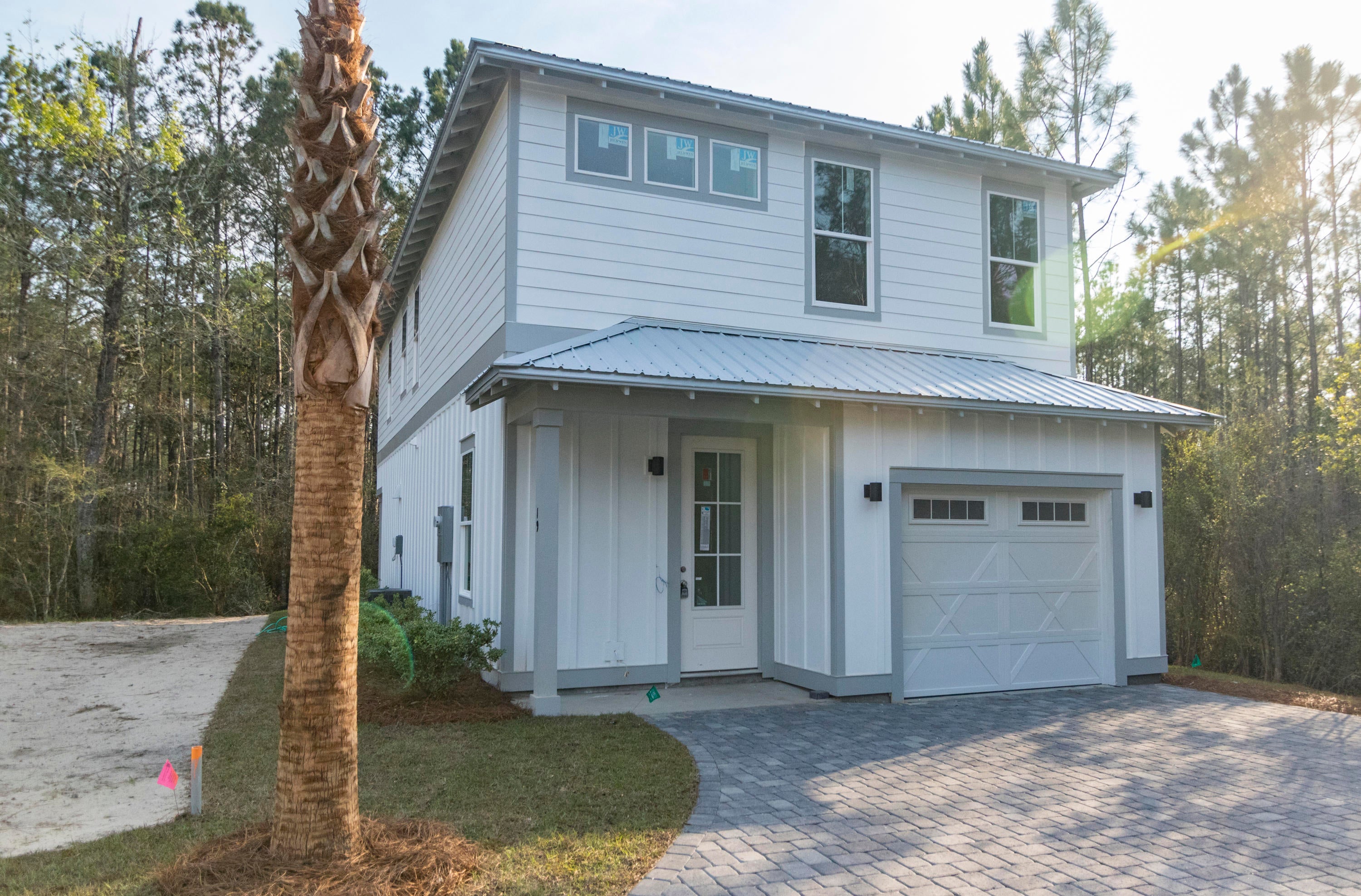 LIGHTHOUSE POINTE - Residential Lease