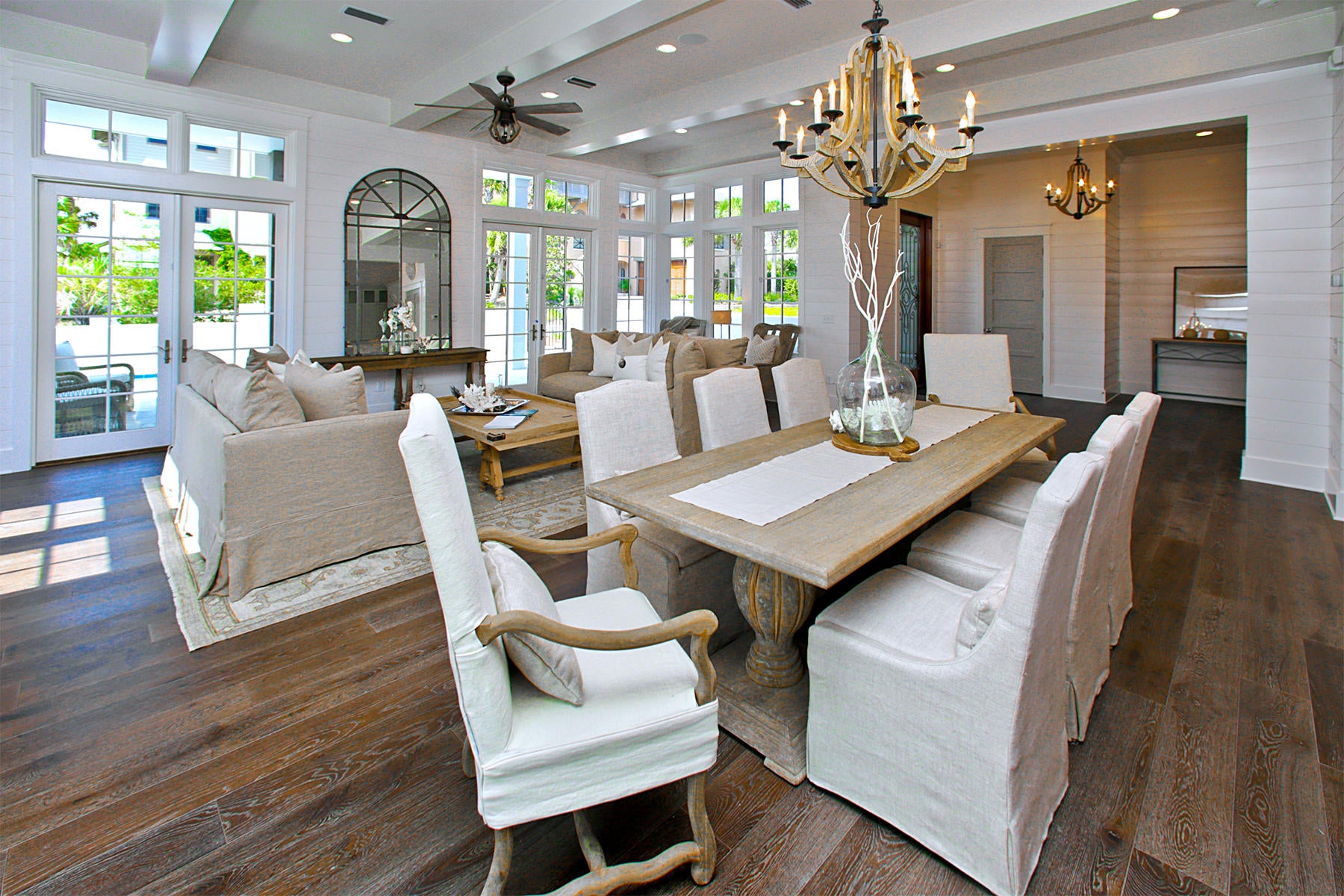 RETREAT THE - Residential