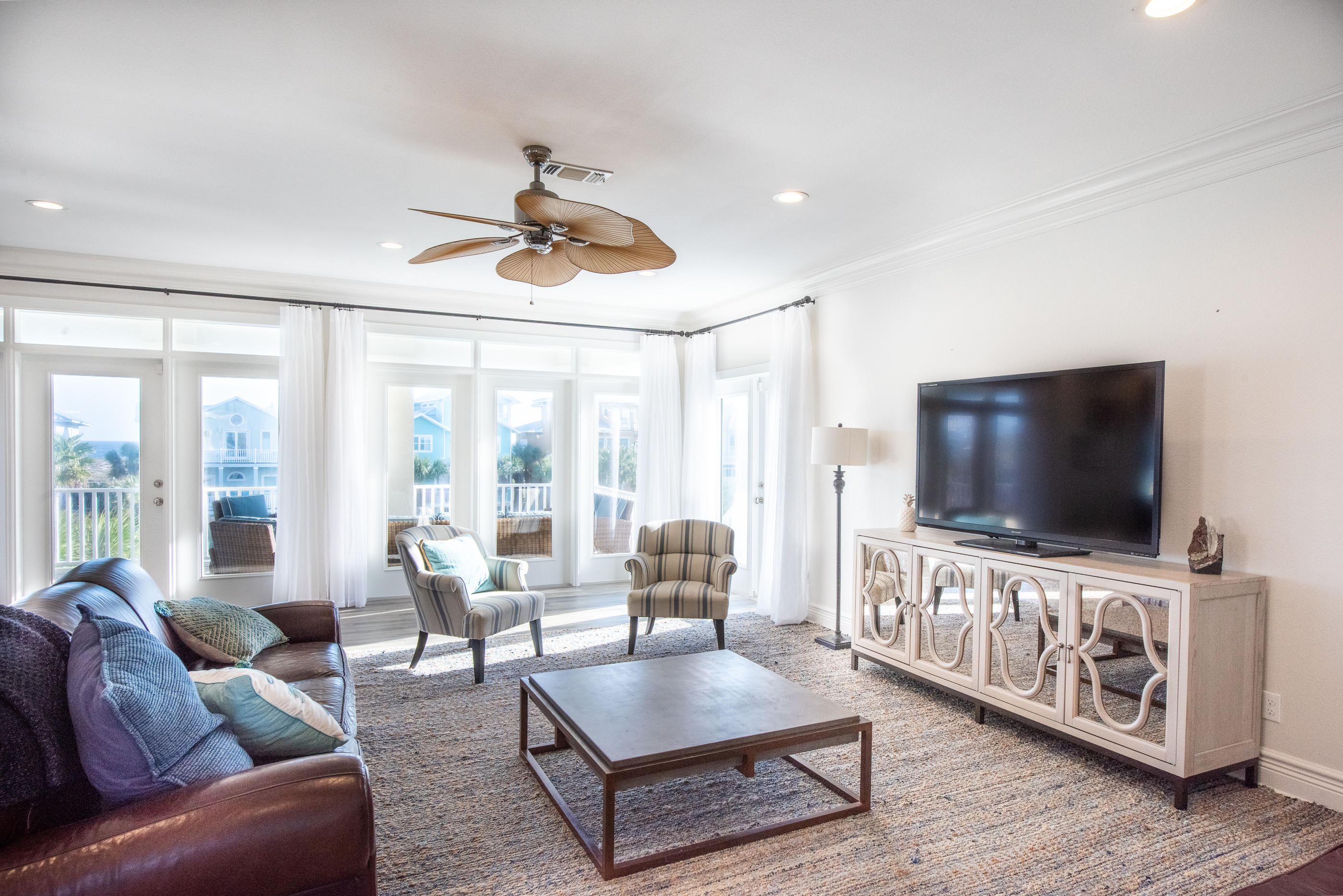 LAFITTE COVE - Residential