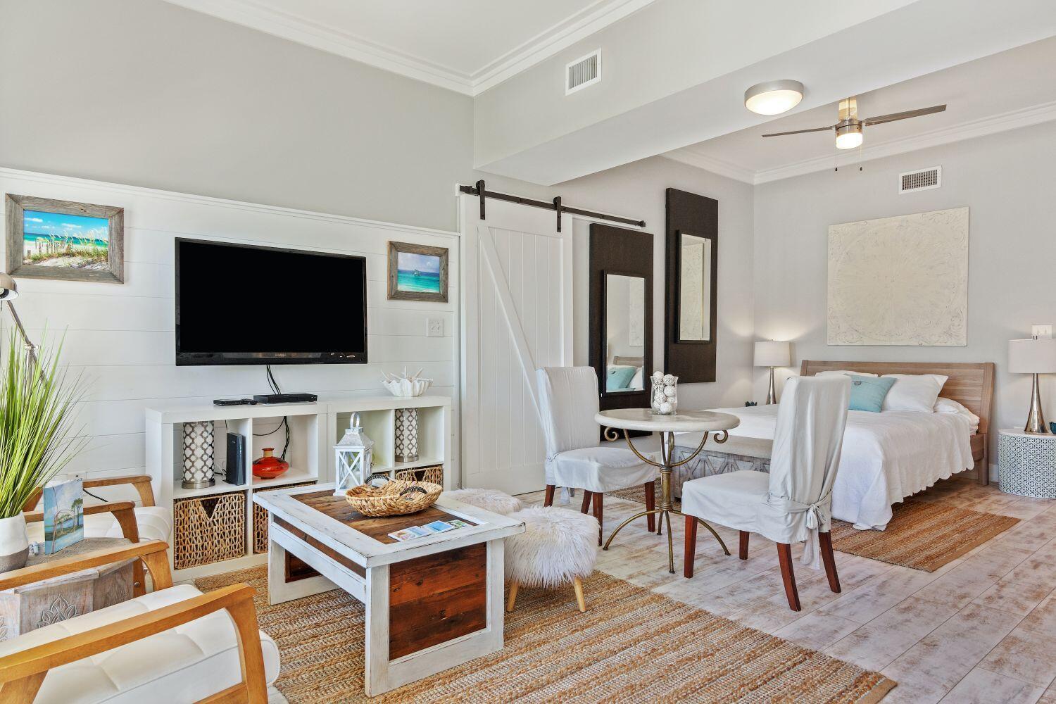 INN AT GULF PLACE - Residential