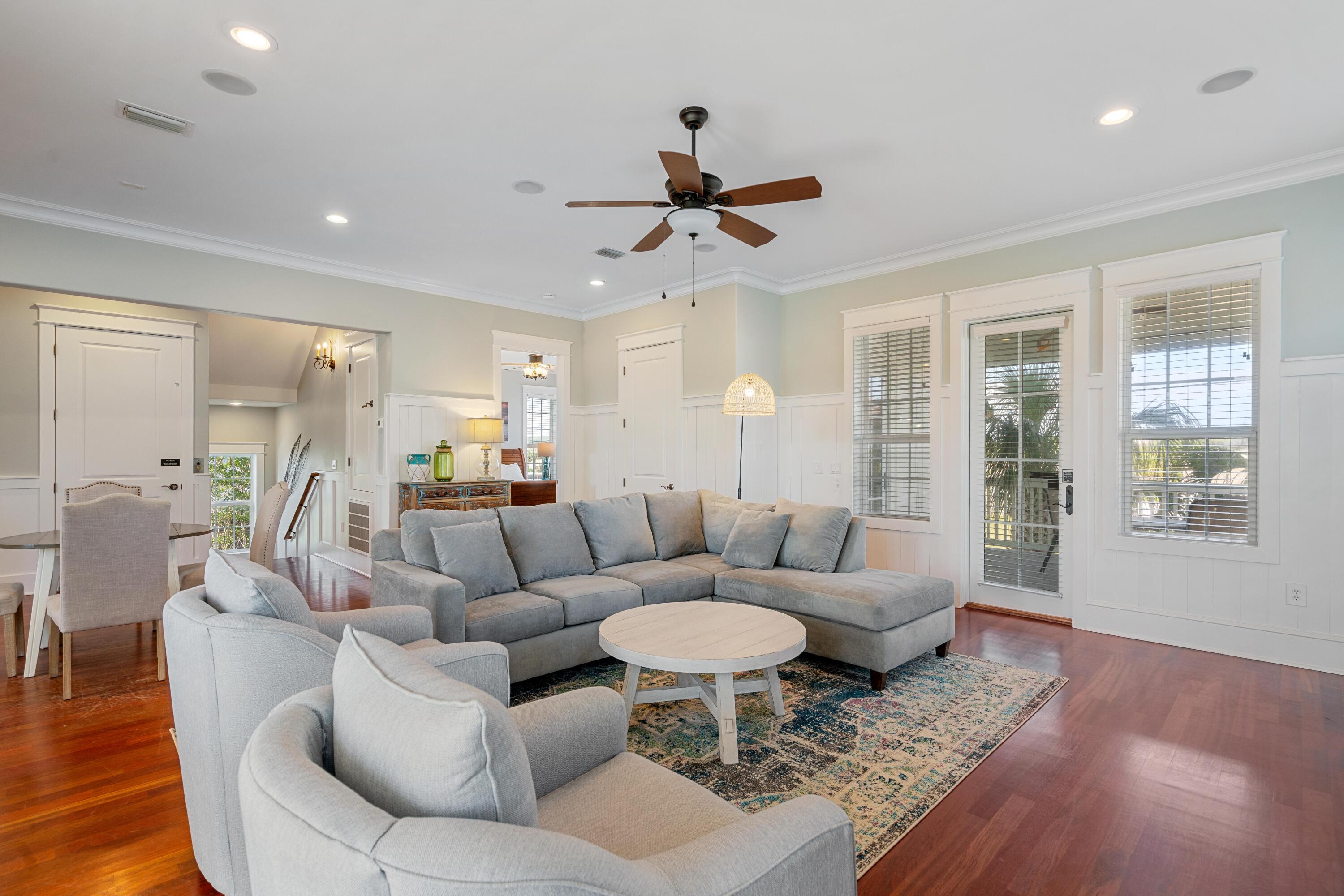 MIRAMAR BEACH - Residential