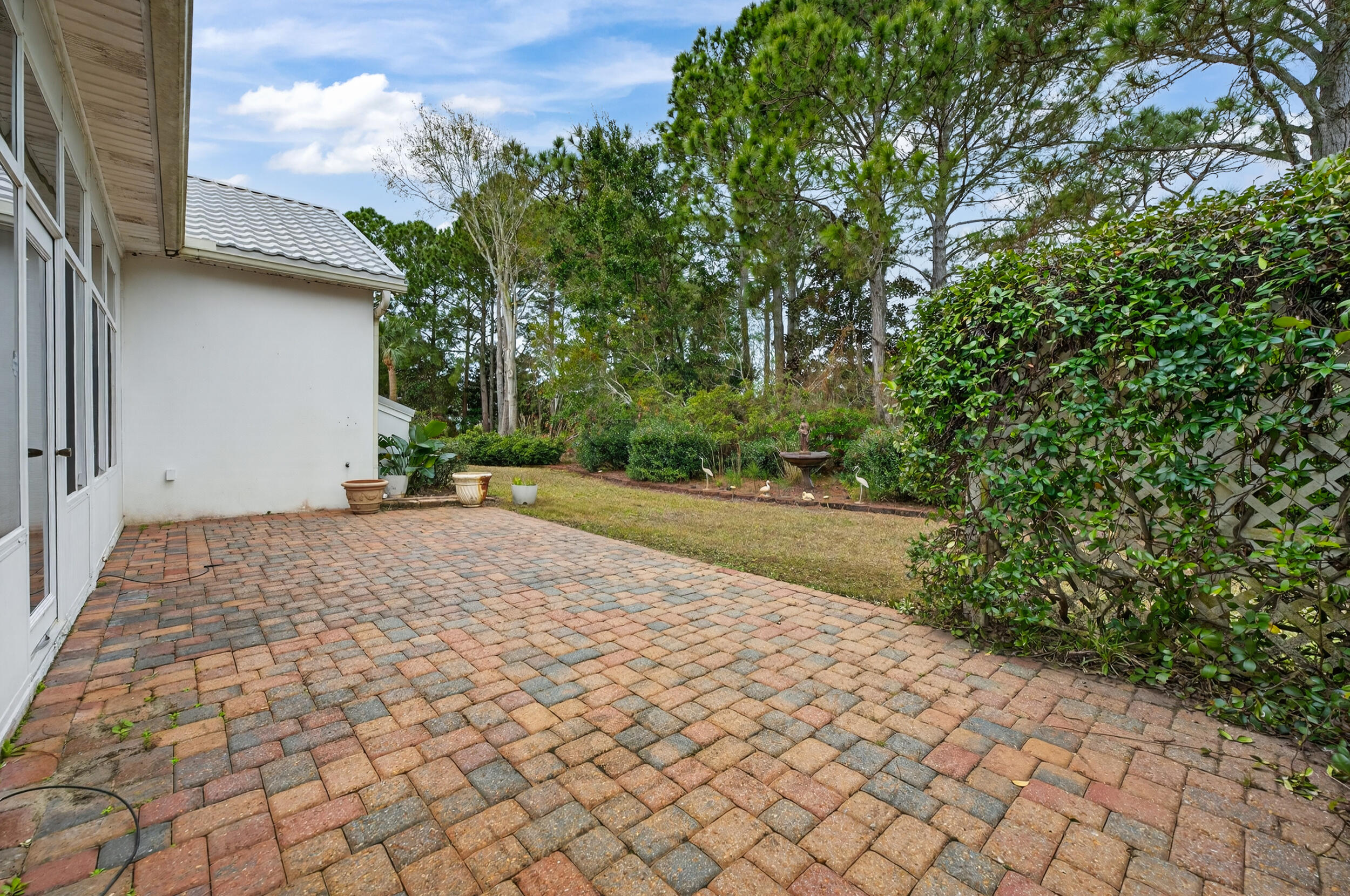 EMERALD BAY PH 1-B - Residential