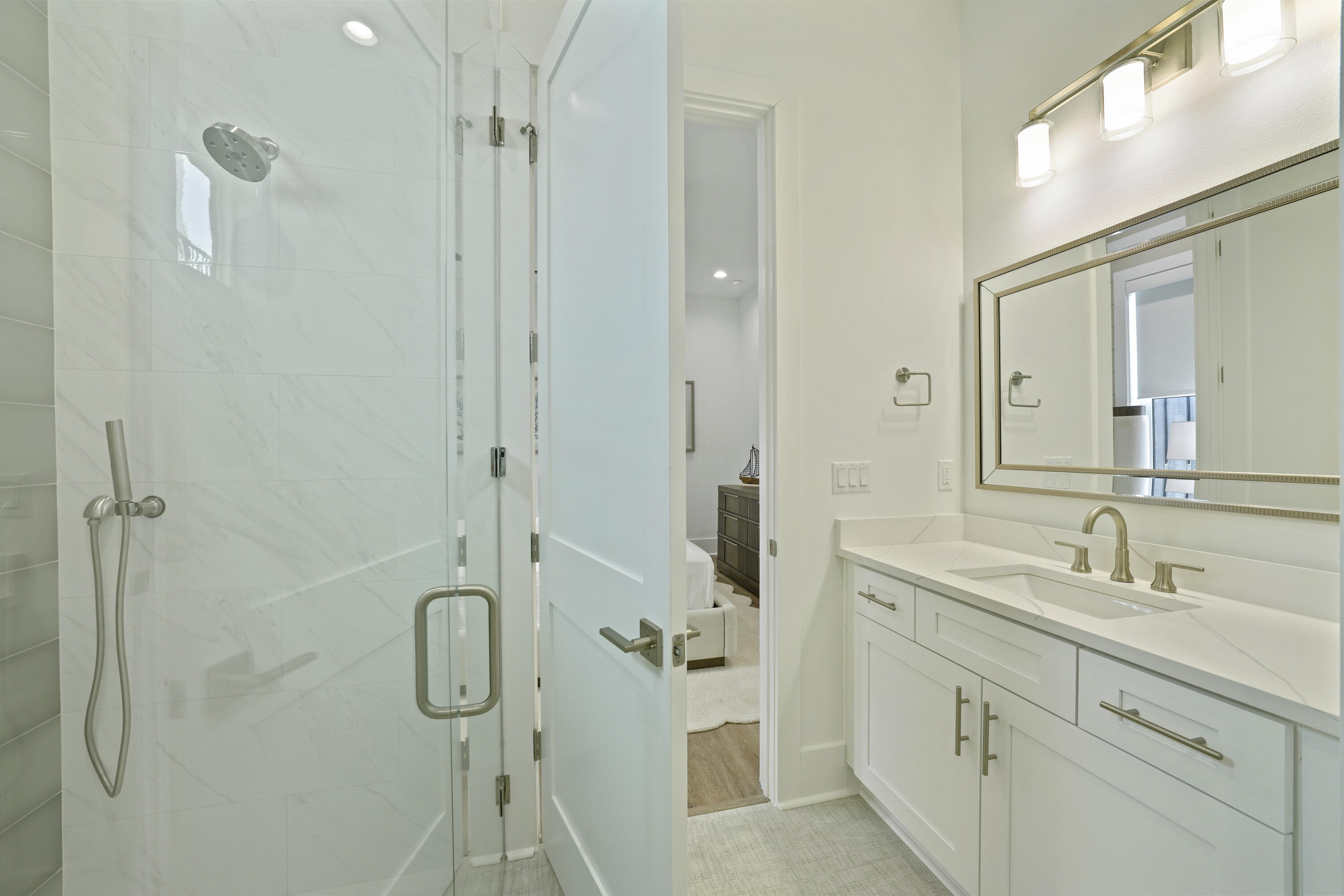 393 County hwy - Residential
