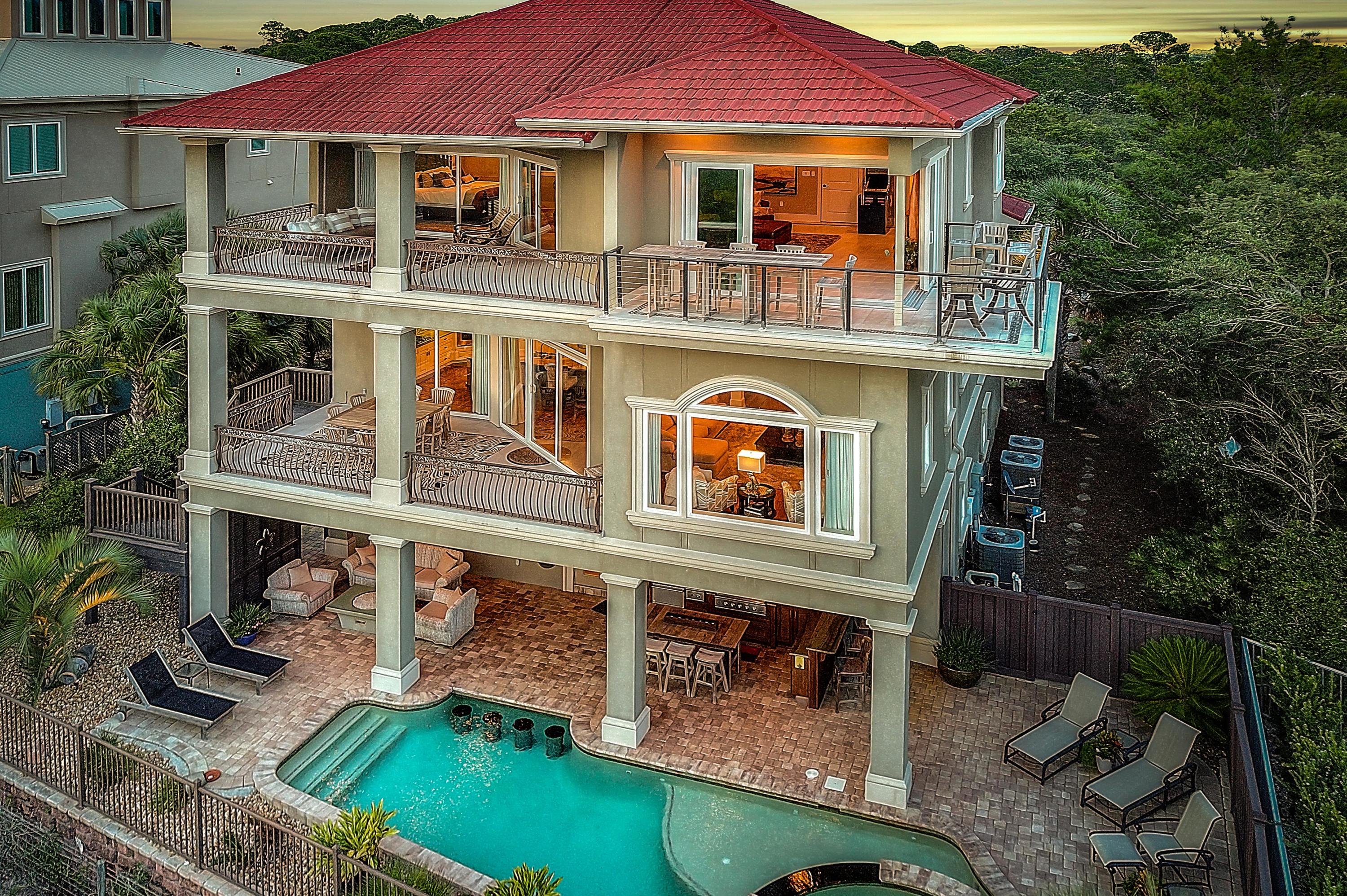 BEACH HIGHLAND - Residential