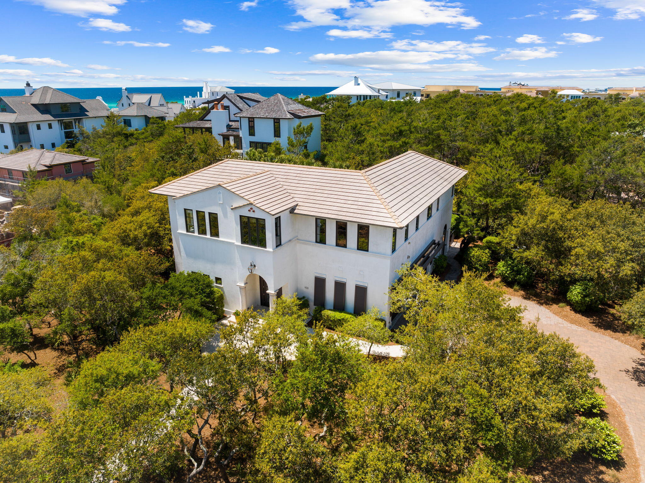 REDFISH LANE - Residential