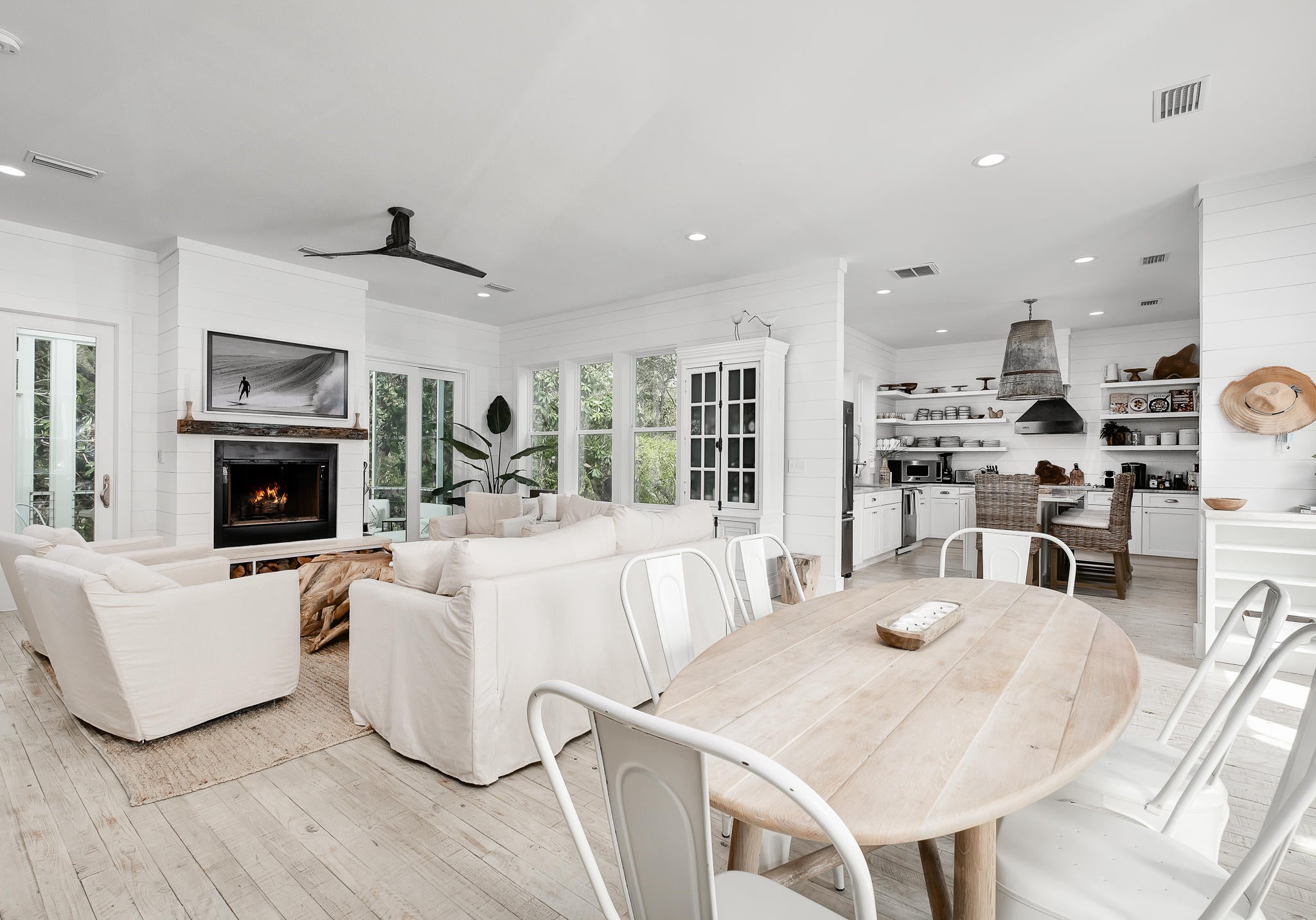 SEAGROVE VILLAGE 7TH ADD - Residential