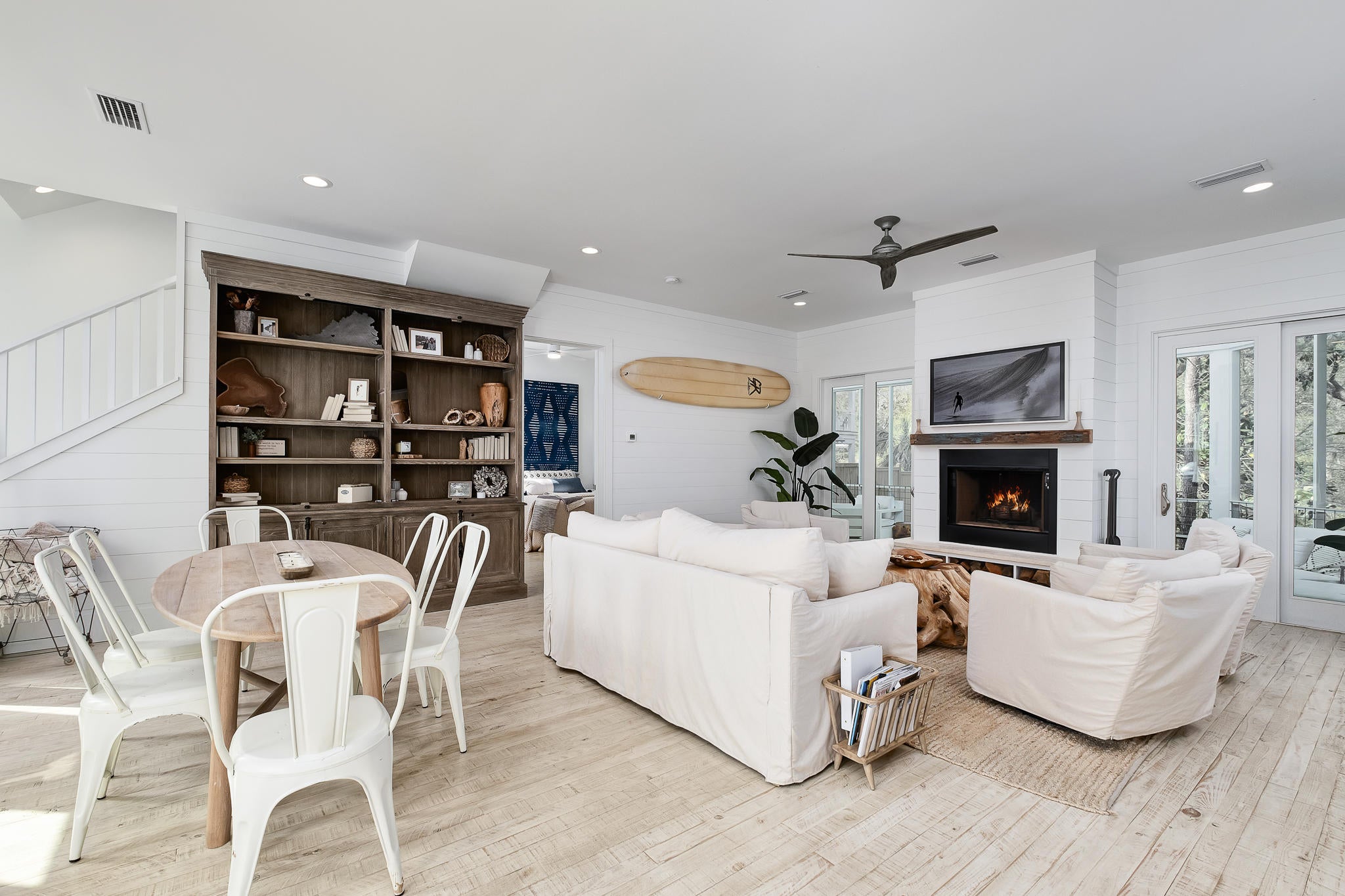SEAGROVE VILLAGE 7TH ADD - Residential