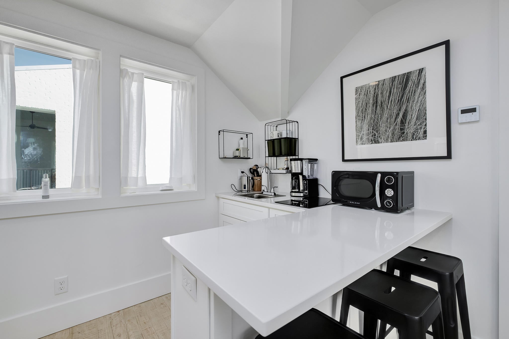 SEAGROVE VILLAGE 7TH ADD - Residential