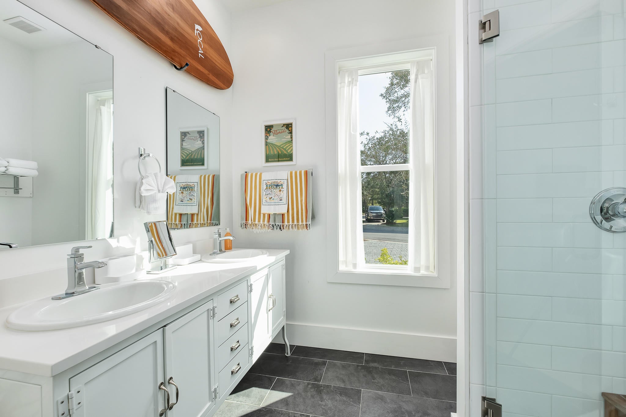 SEAGROVE VILLAGE 7TH ADD - Residential
