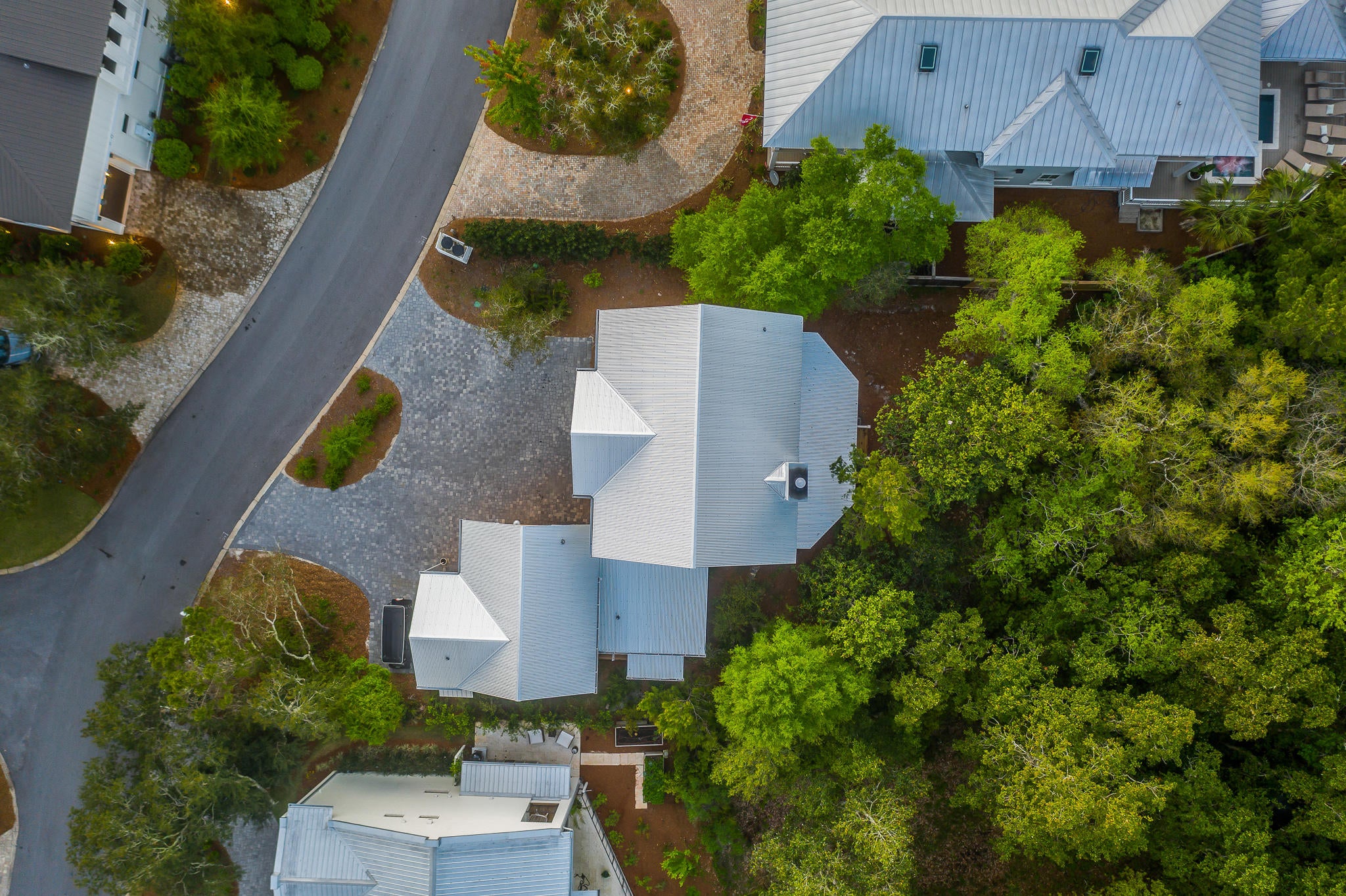SEAGROVE VILLAGE 7TH ADD - Residential