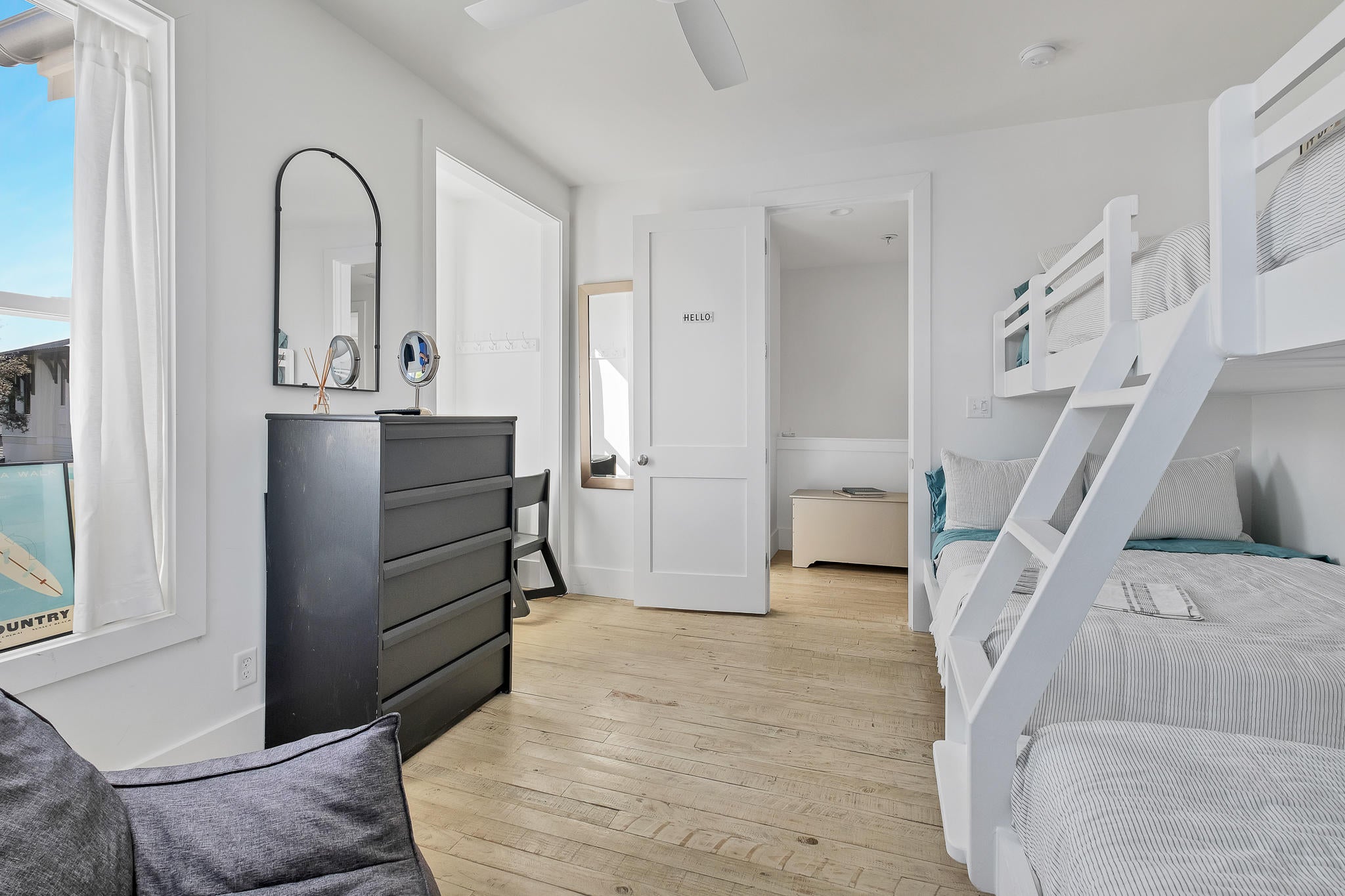 SEAGROVE VILLAGE 7TH ADD - Residential
