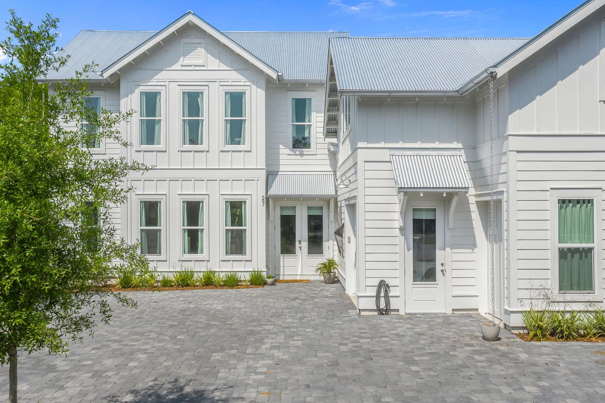 SEAGROVE VILLAGE 7TH ADD - Residential
