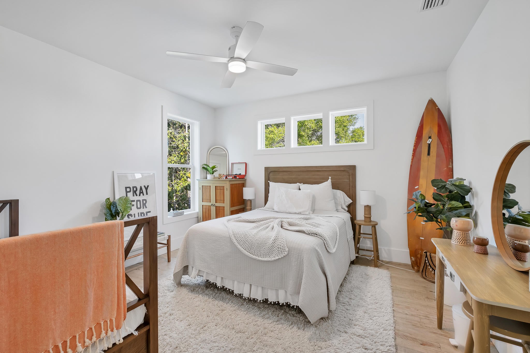SEAGROVE VILLAGE 7TH ADD - Residential