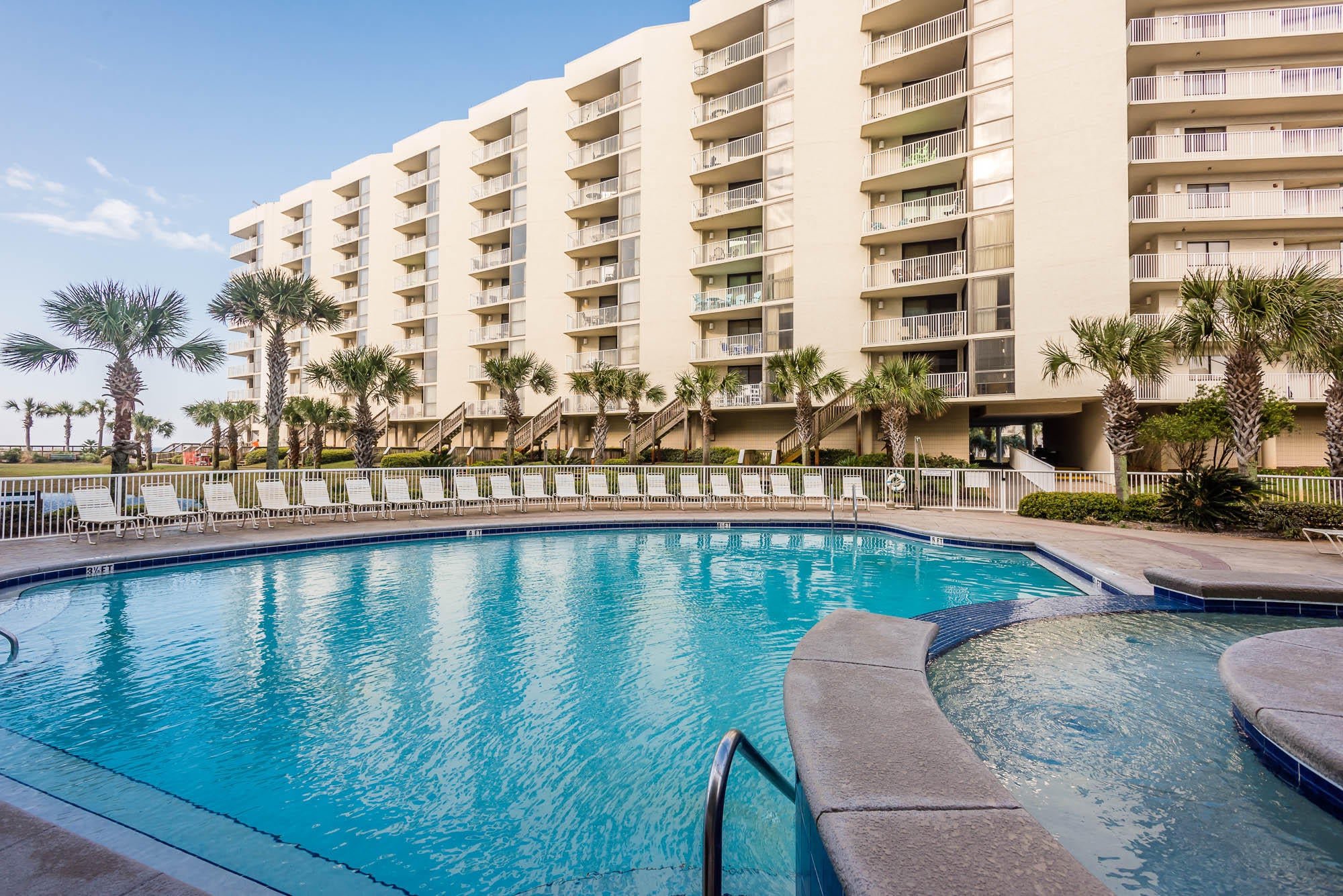 Mainsail Condo Phase 1 - Residential