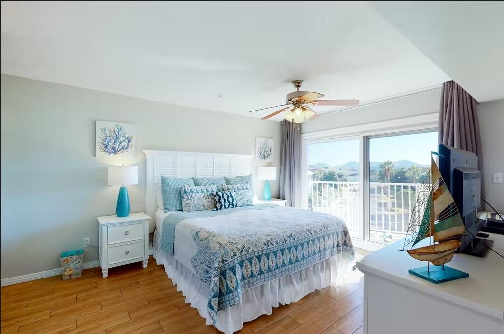MARAVILLA CONDO 3 - Residential