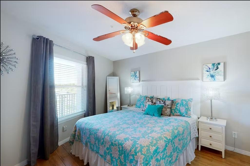 MARAVILLA CONDO 3 - Residential