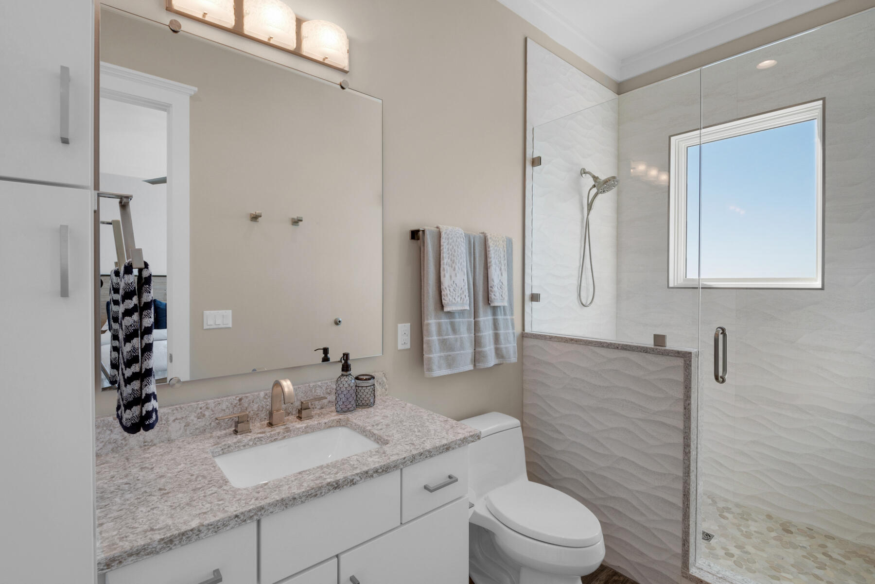 WINDWARD PH 2 BLUEWATER BAY - Residential