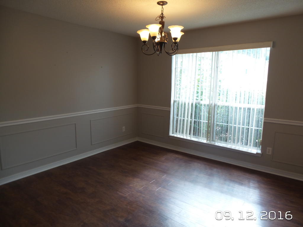 COUNTRYVIEW ESTATES 10TH ADDN - Residential Lease