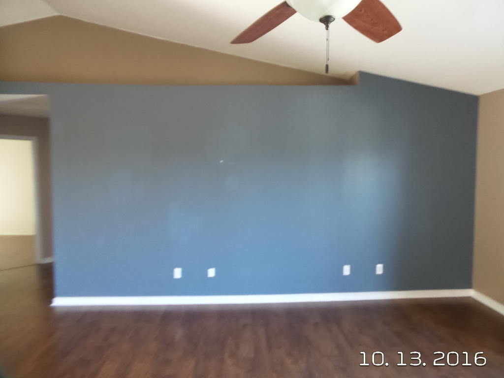 COUNTRYVIEW ESTATES 10TH ADDN - Residential Lease