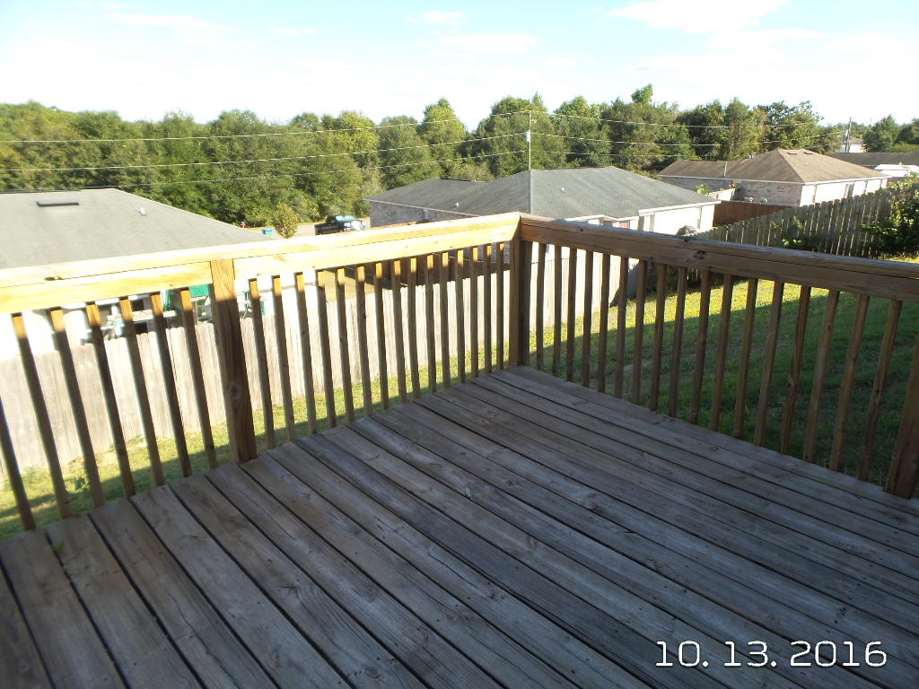 COUNTRYVIEW ESTATES 10TH ADDN - Residential Lease