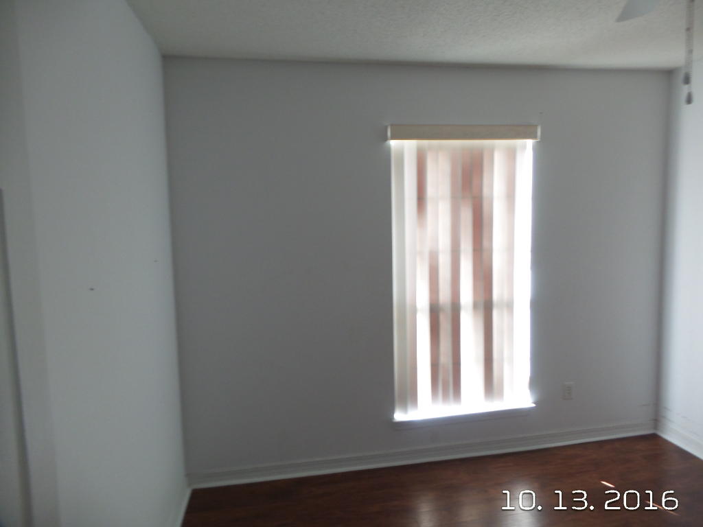 COUNTRYVIEW ESTATES 10TH ADDN - Residential Lease