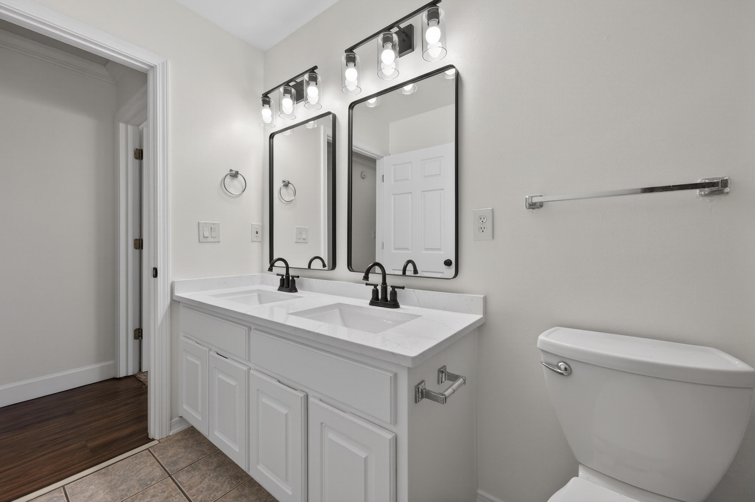 EMERALD VILLAGE S/D - Residential