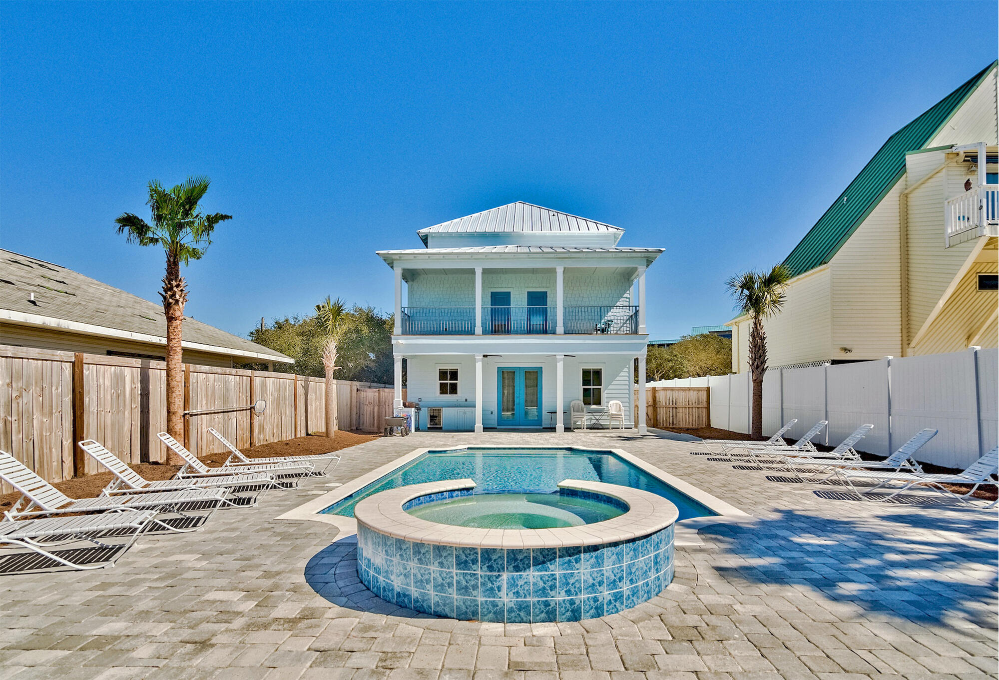 MIRAMAR BEACH - Residential