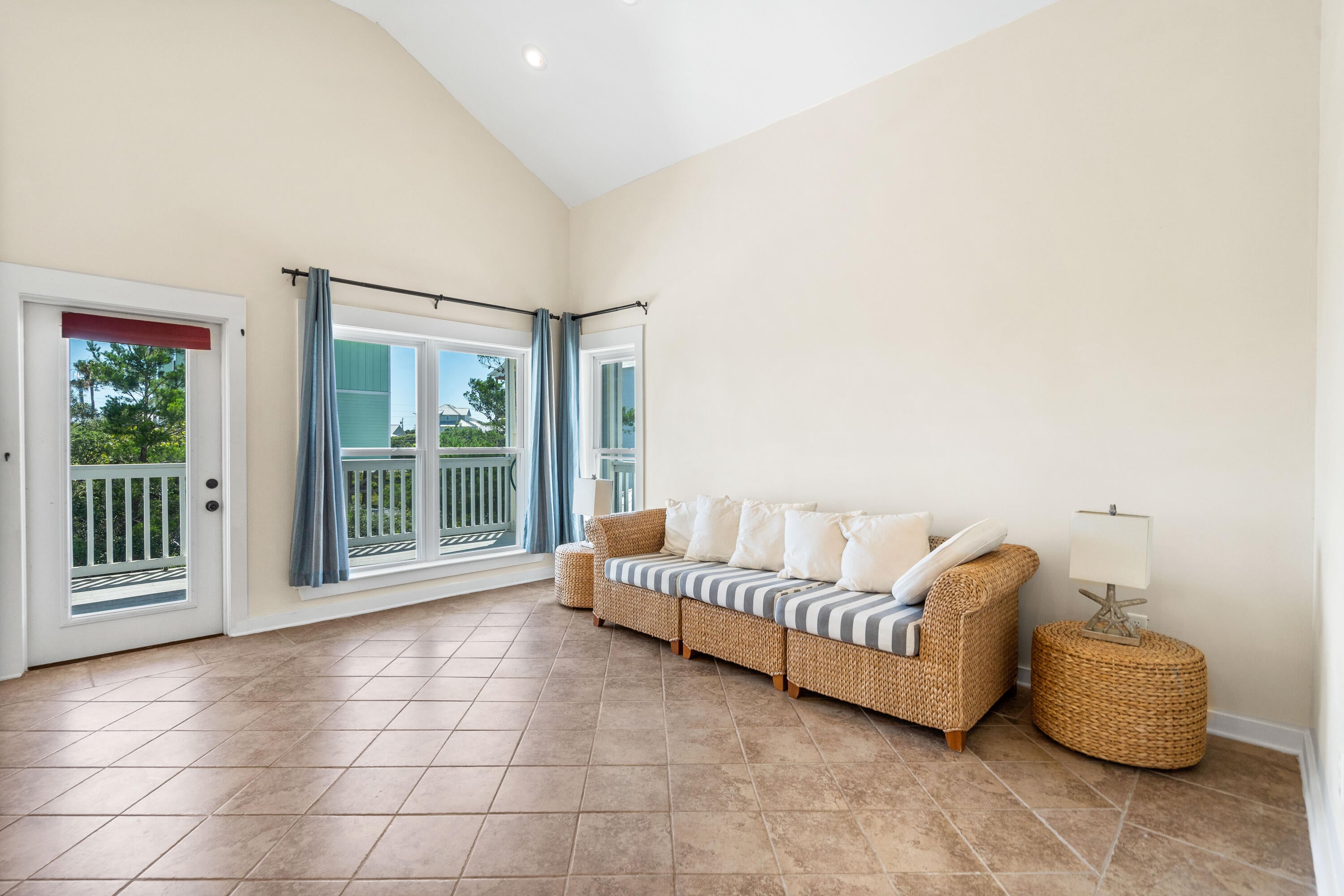 BEACH HIGHLAND 1ST ADD - Residential