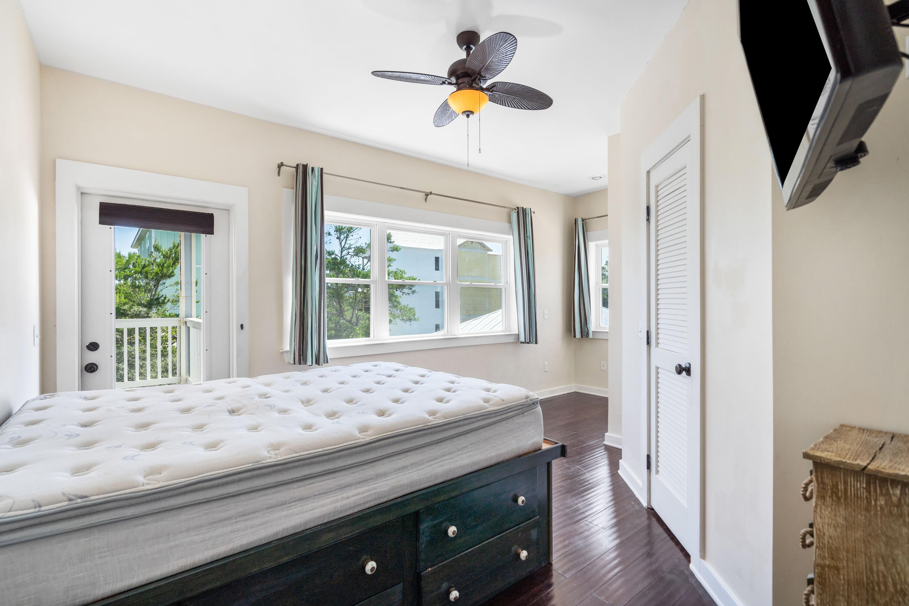 BEACH HIGHLAND 1ST ADD - Residential