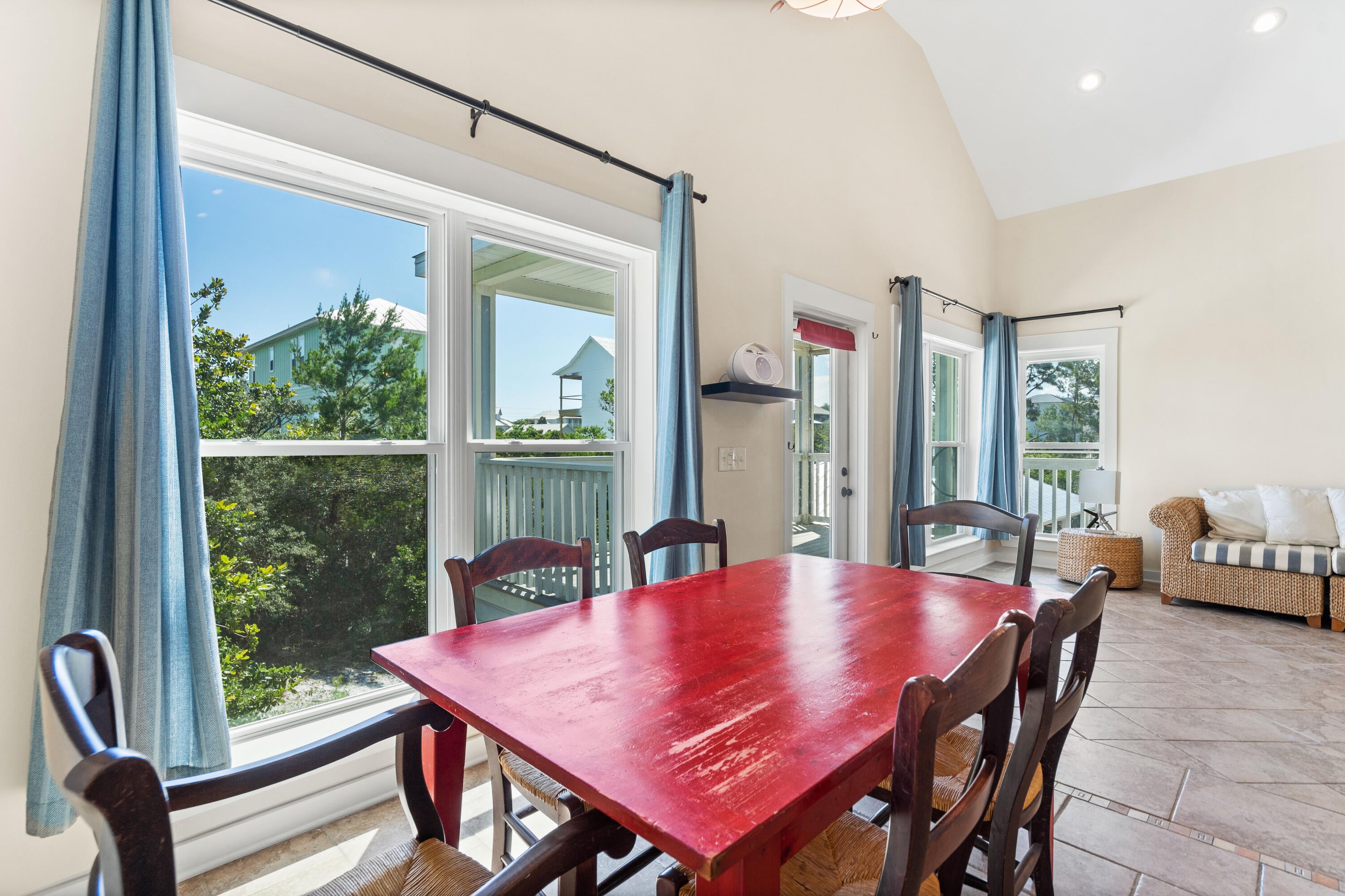 BEACH HIGHLAND 1ST ADD - Residential